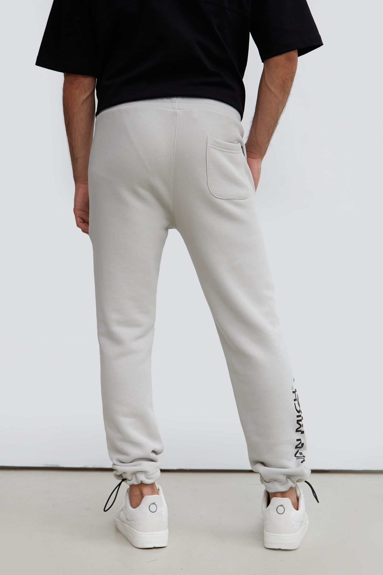 VM-231-20-040 Брюки спортивные Van Mich Серый