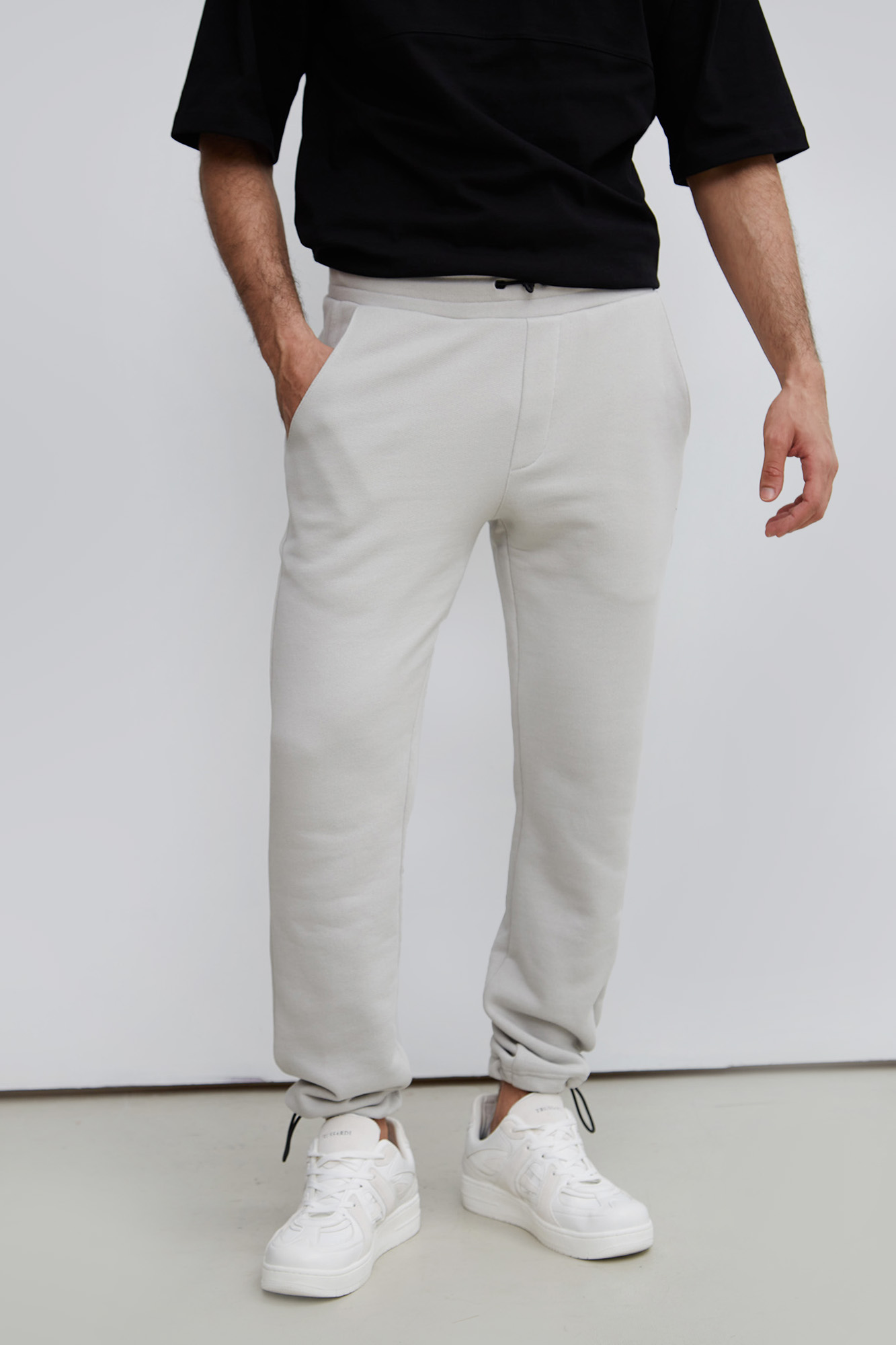 VM-231-20-040 Брюки спортивные Van Mich Серый