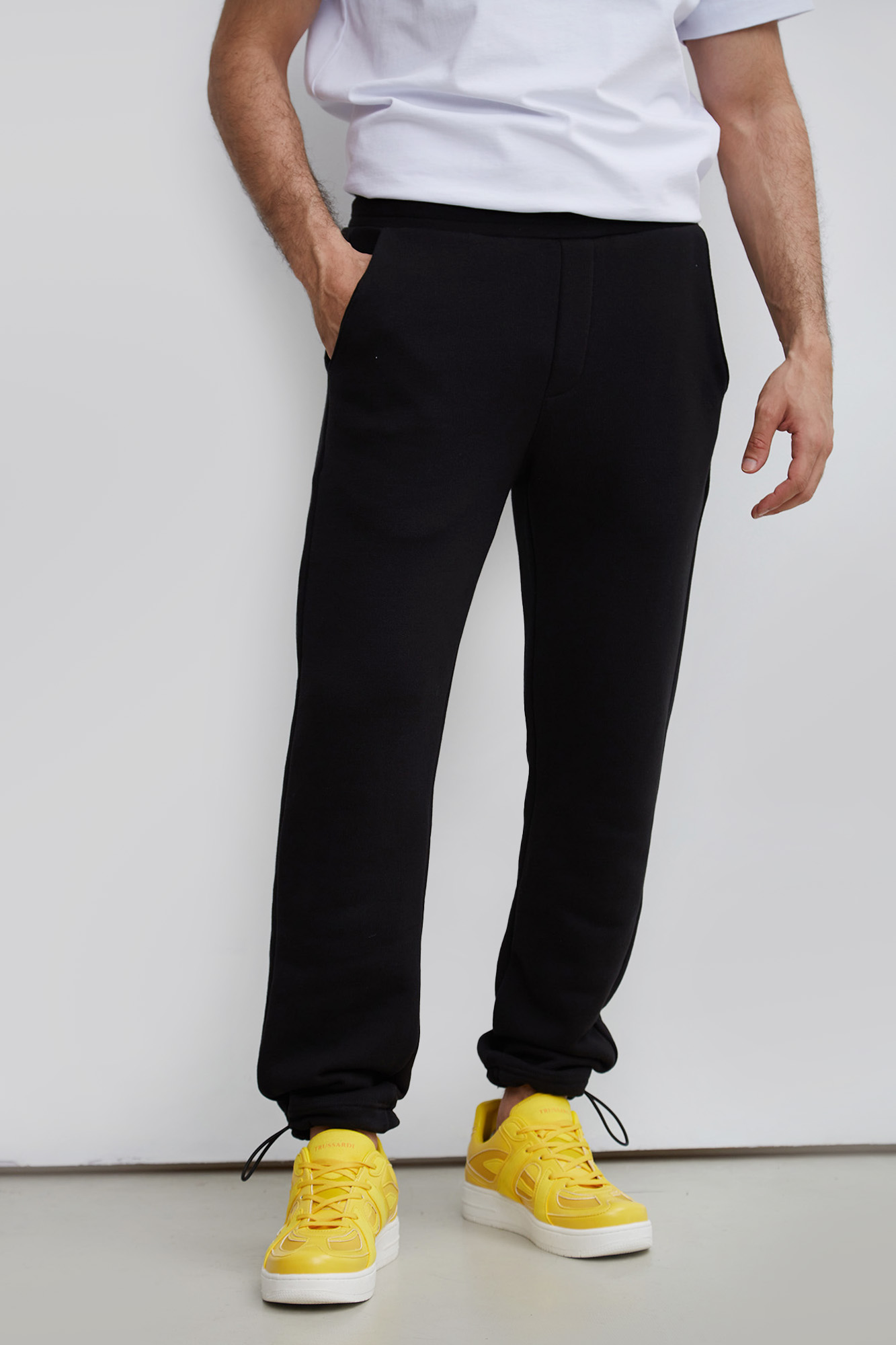 VM-231-20-040 Брюки спортивные Van Mich Черный