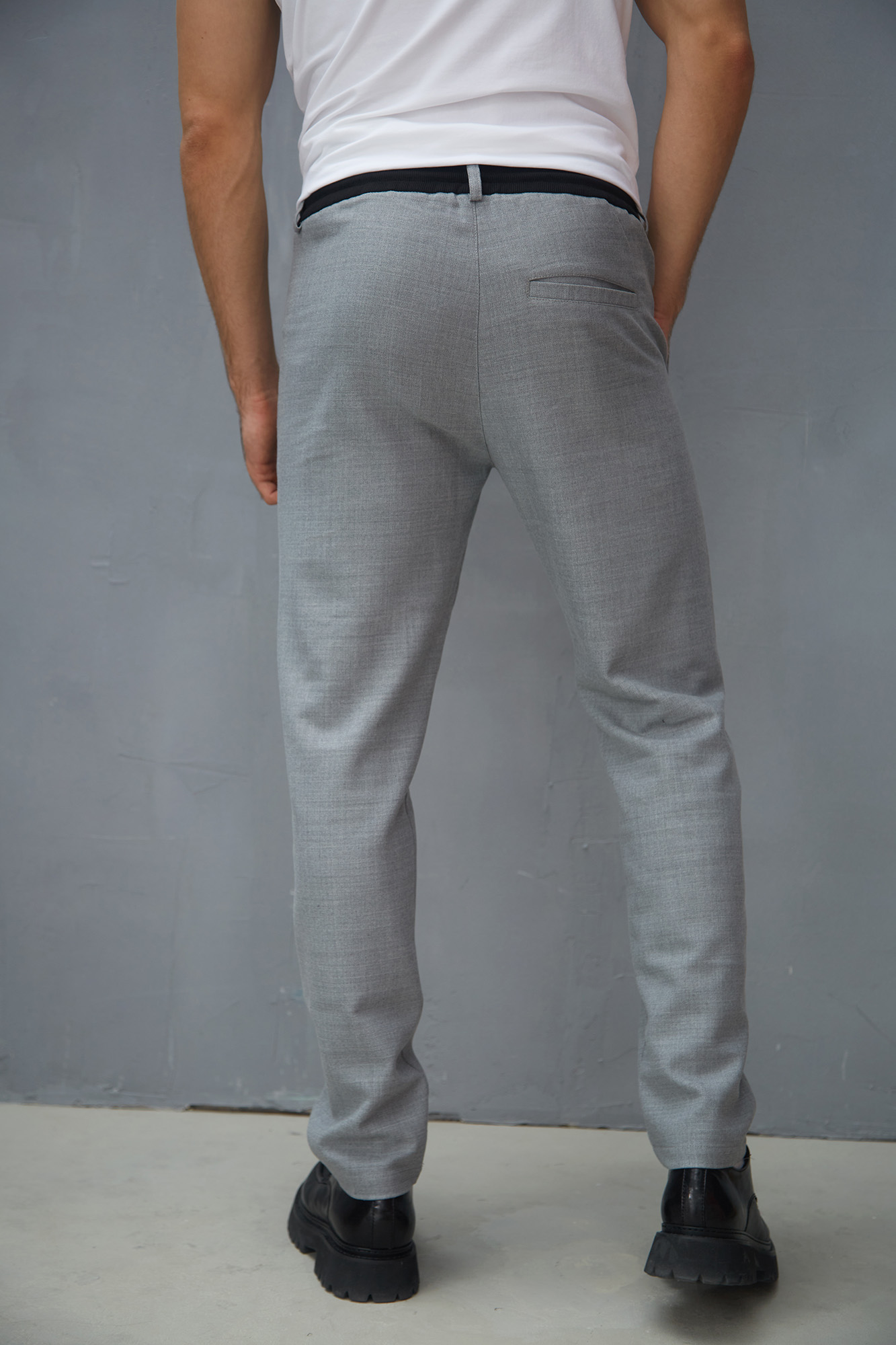 M-231-TH-56-0024 Брюки The Hills Серый