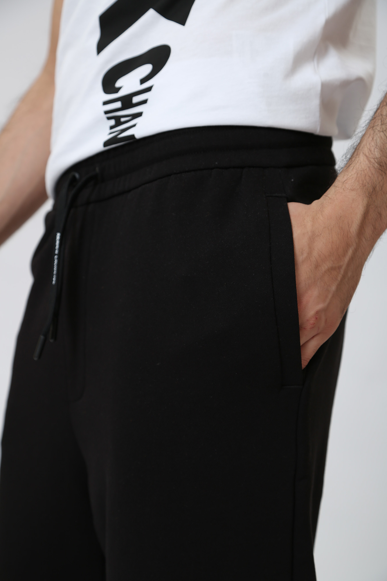 3RZPFA_ZJXAZ Брюки спортивные Armani Exchange Черный