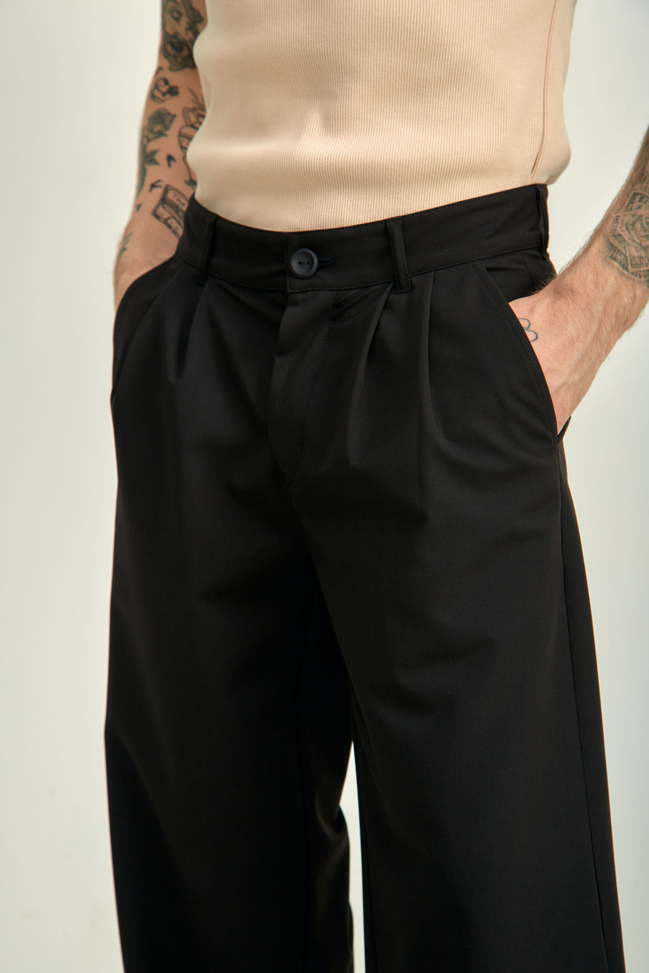 M-241-TH-56-1017 Брюки The Hills Черный