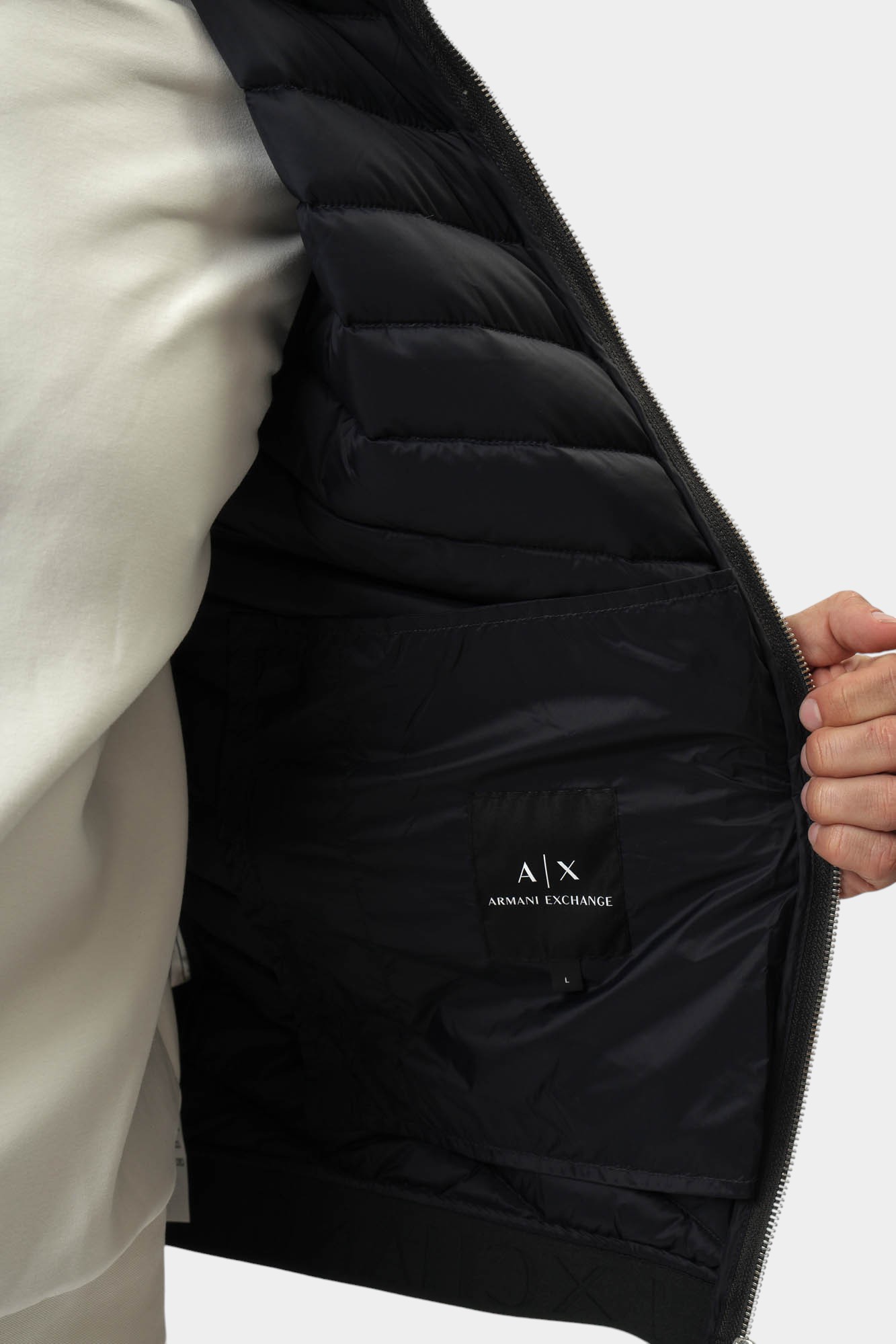 8NZQ52_ZNW3Z Жилет пуховый Armani Exchange 