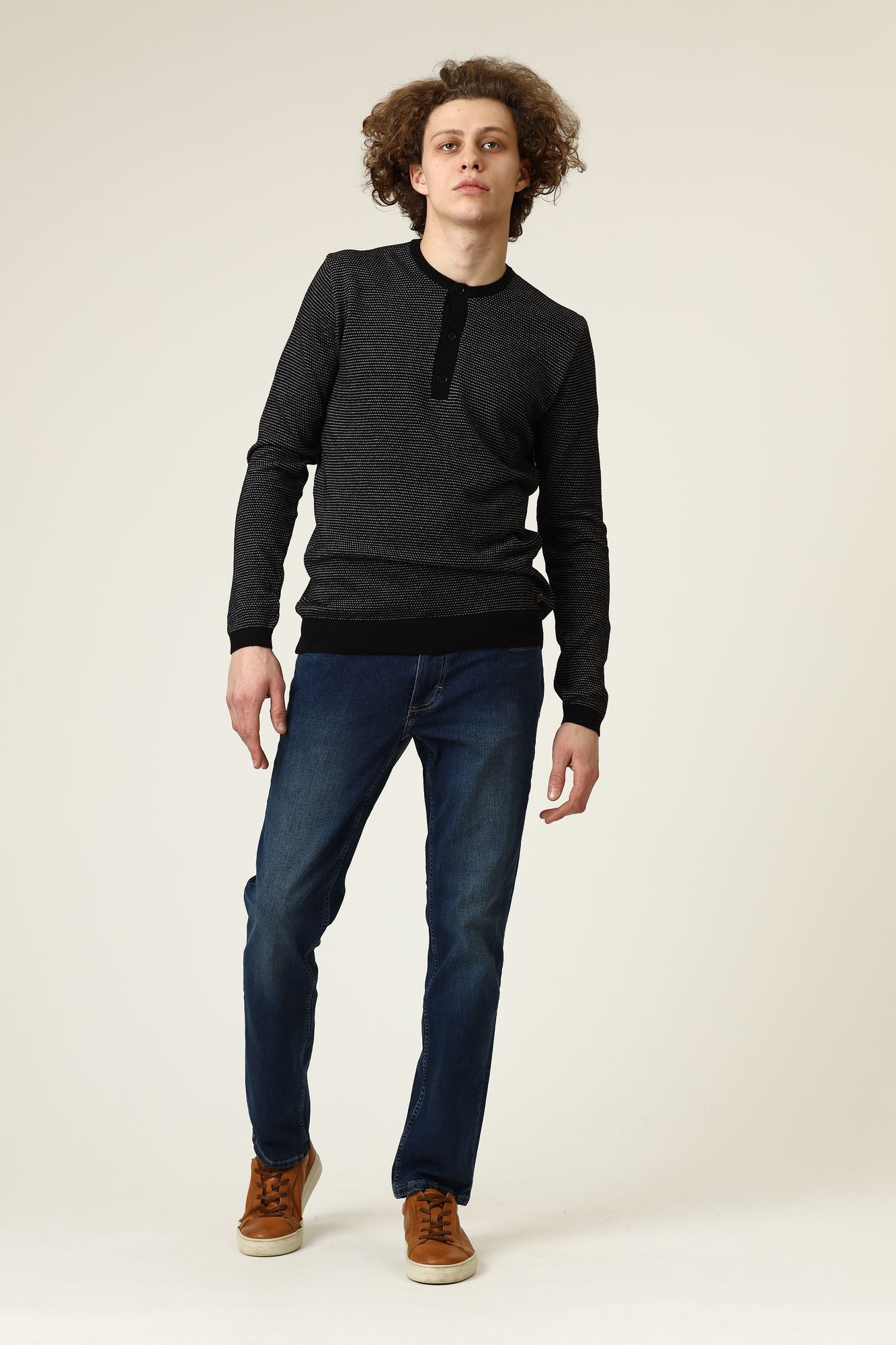 1009784 Джемпер Mustang Черный