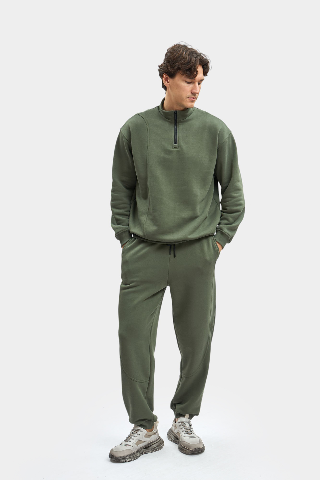 M-252-P-20-0602 Свитшот The Hills Хаки