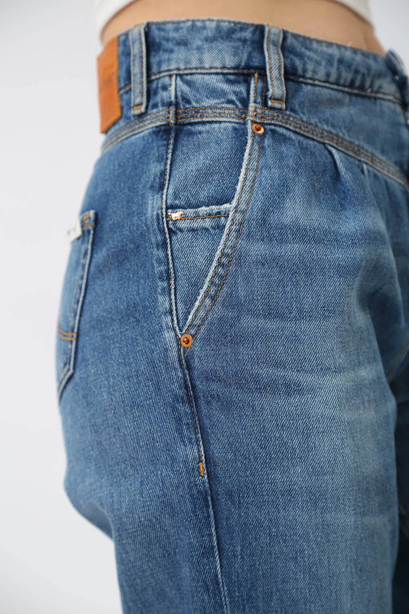 1012849-5000 джинсы moms mustang 