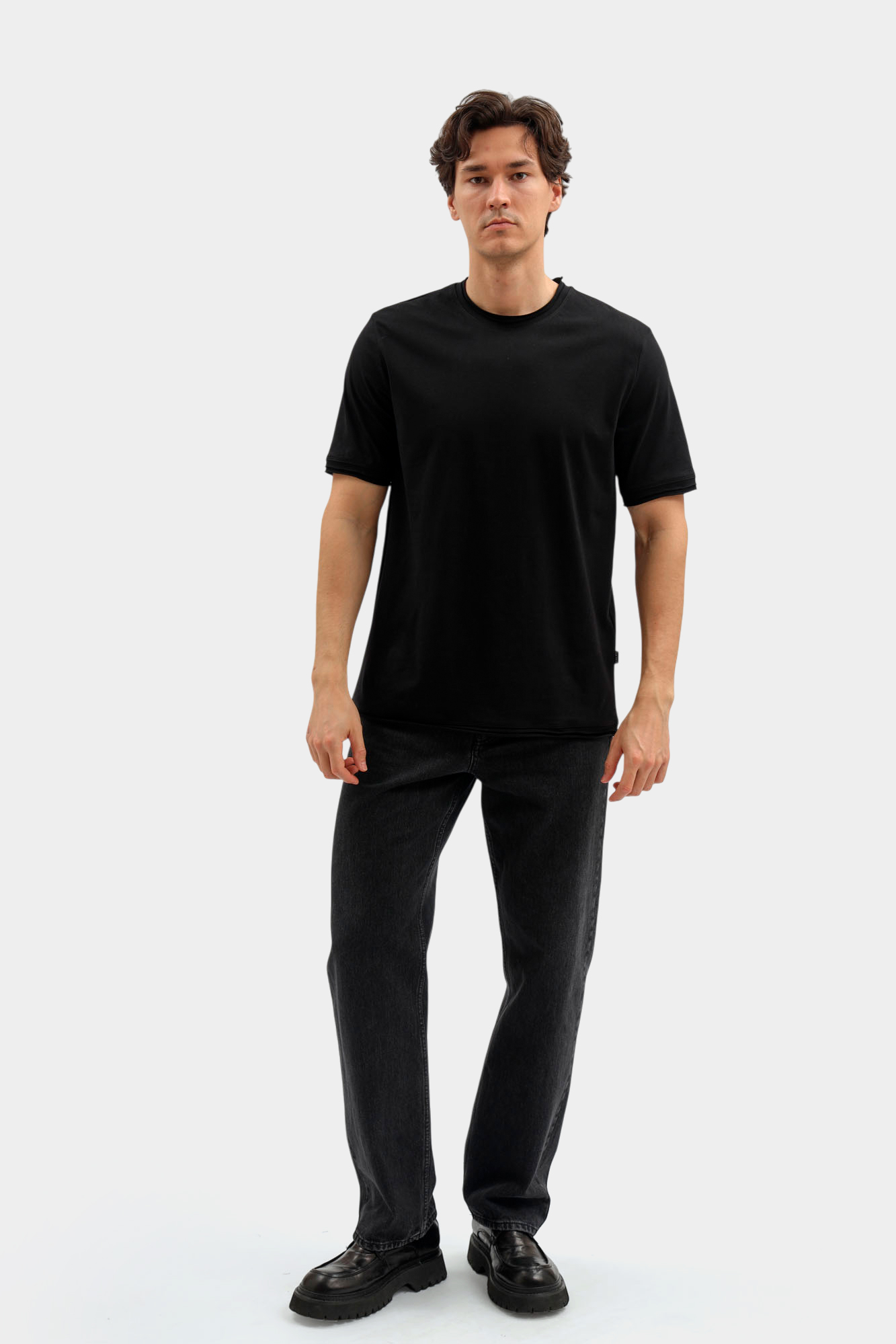 M-261-THT-22-0205 Футболка The Hills Черный