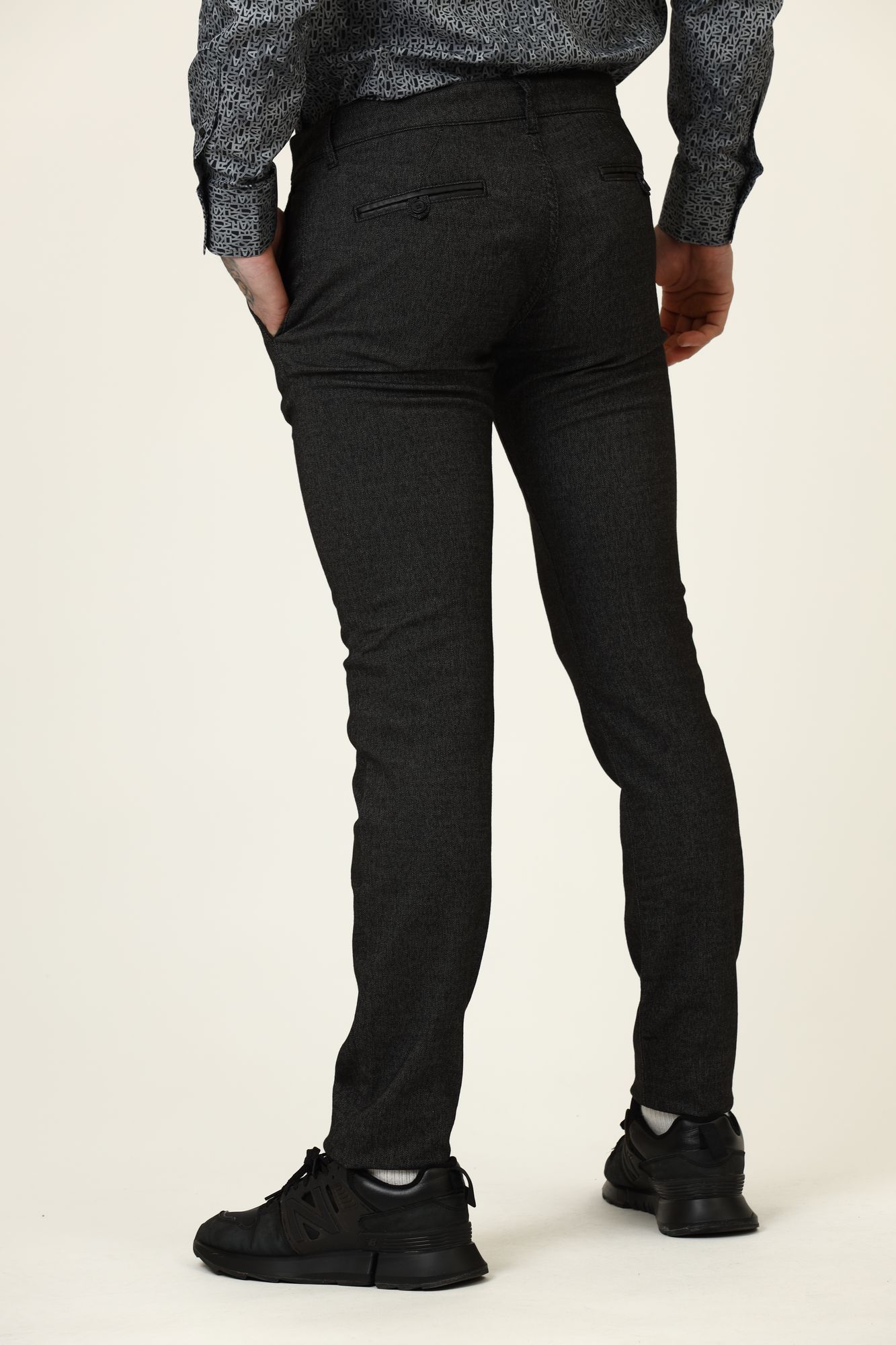 502816_255836 Брюки чиносы Karl Lagerfeld Черный