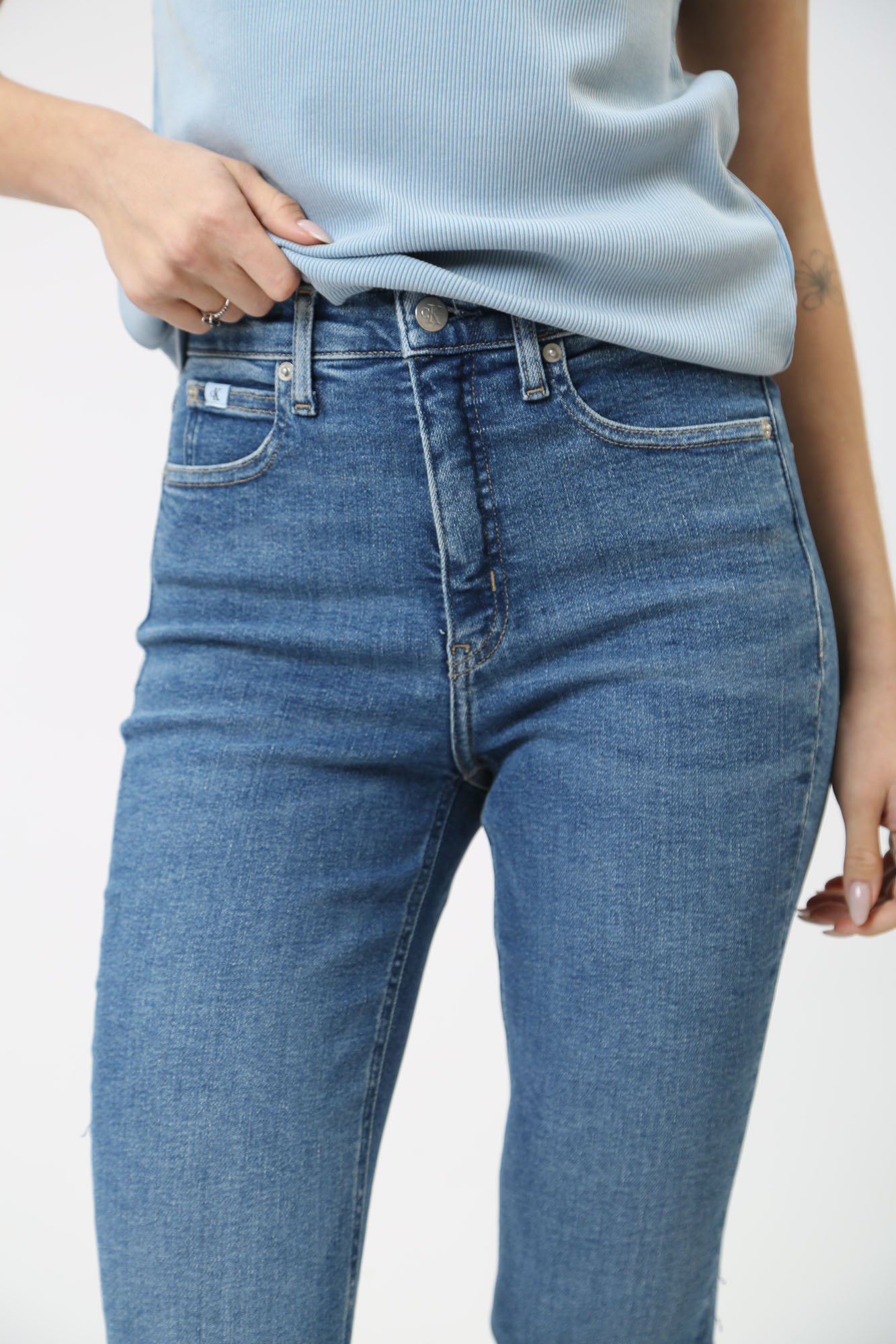 J20J222997 джинсы high rise skinny  calvin klein jeans 