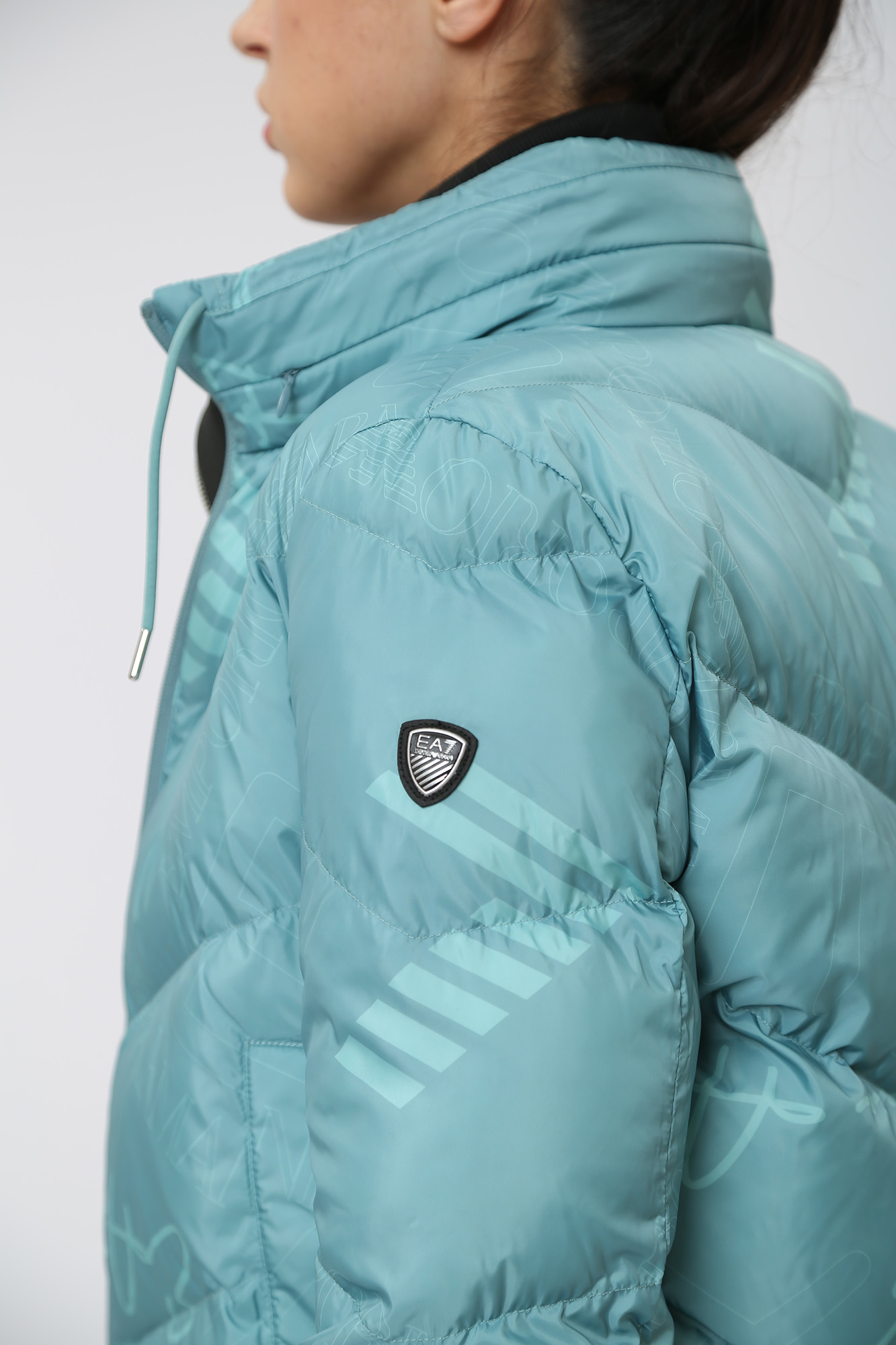 6RTB13_TNAVZ куртка пуховая ea7 