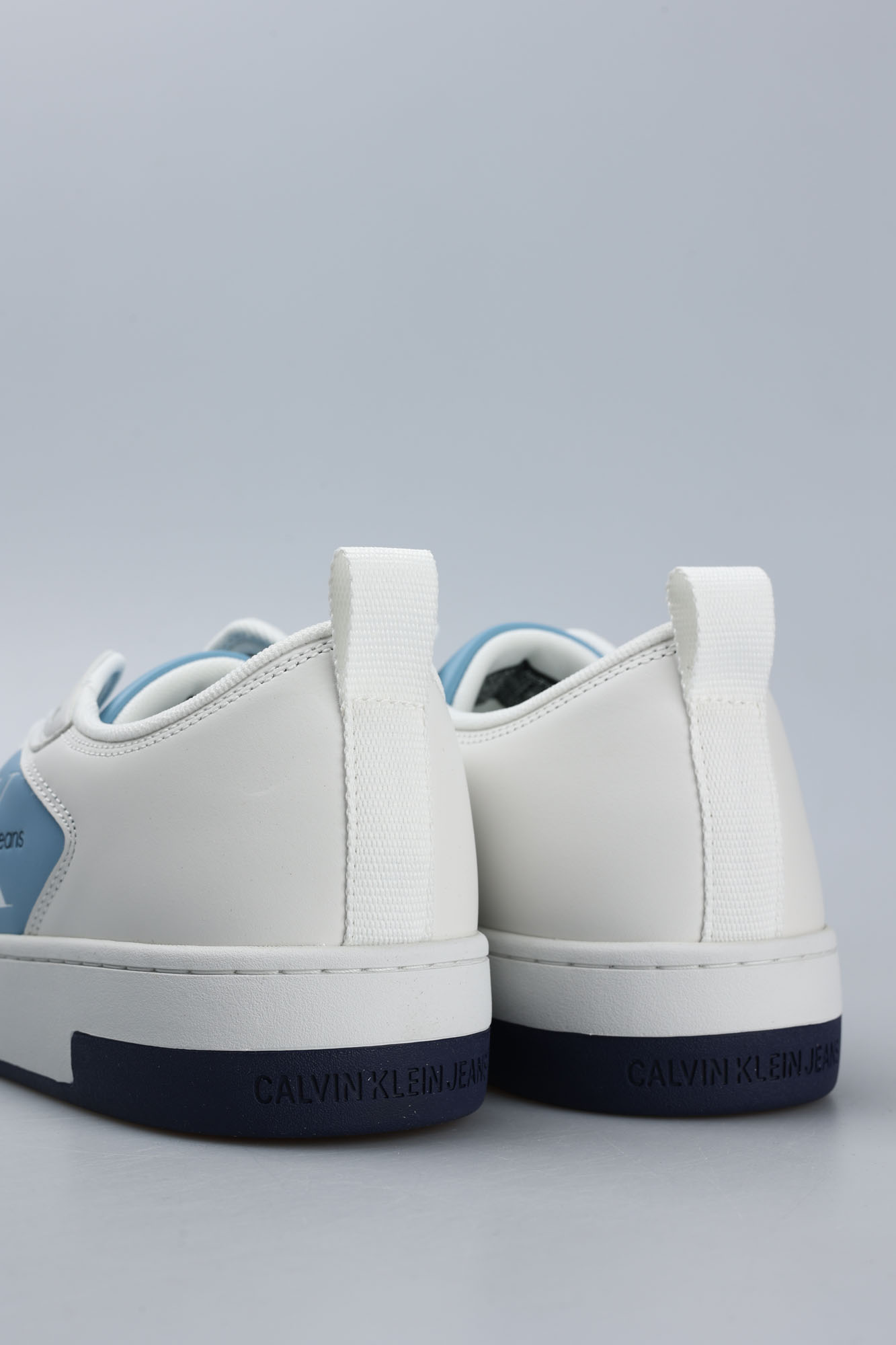 YM0YM00574 Кеды Calvin Klein Jeans Белый