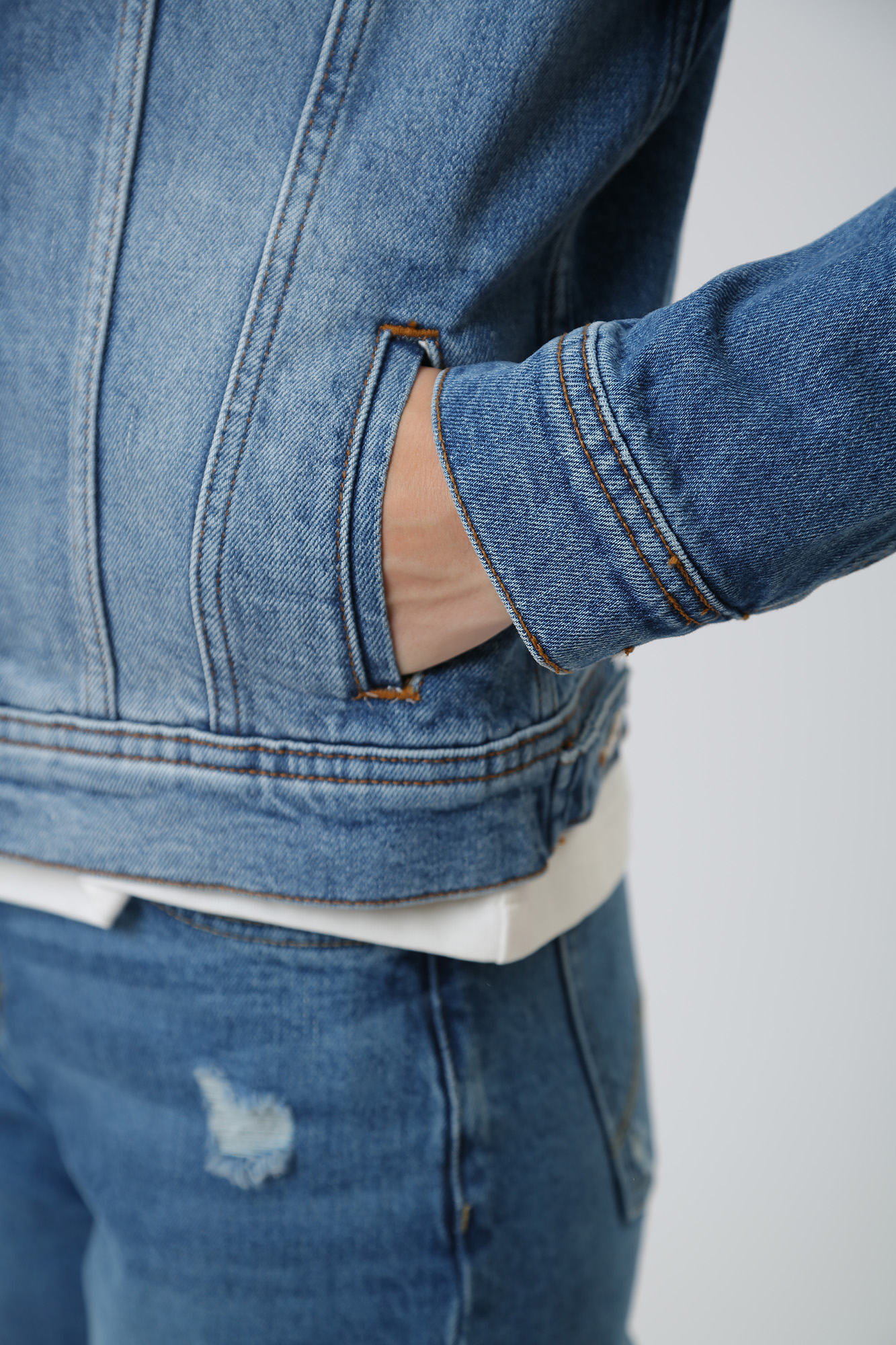 1014375-5000 куртка джинсовая mustang