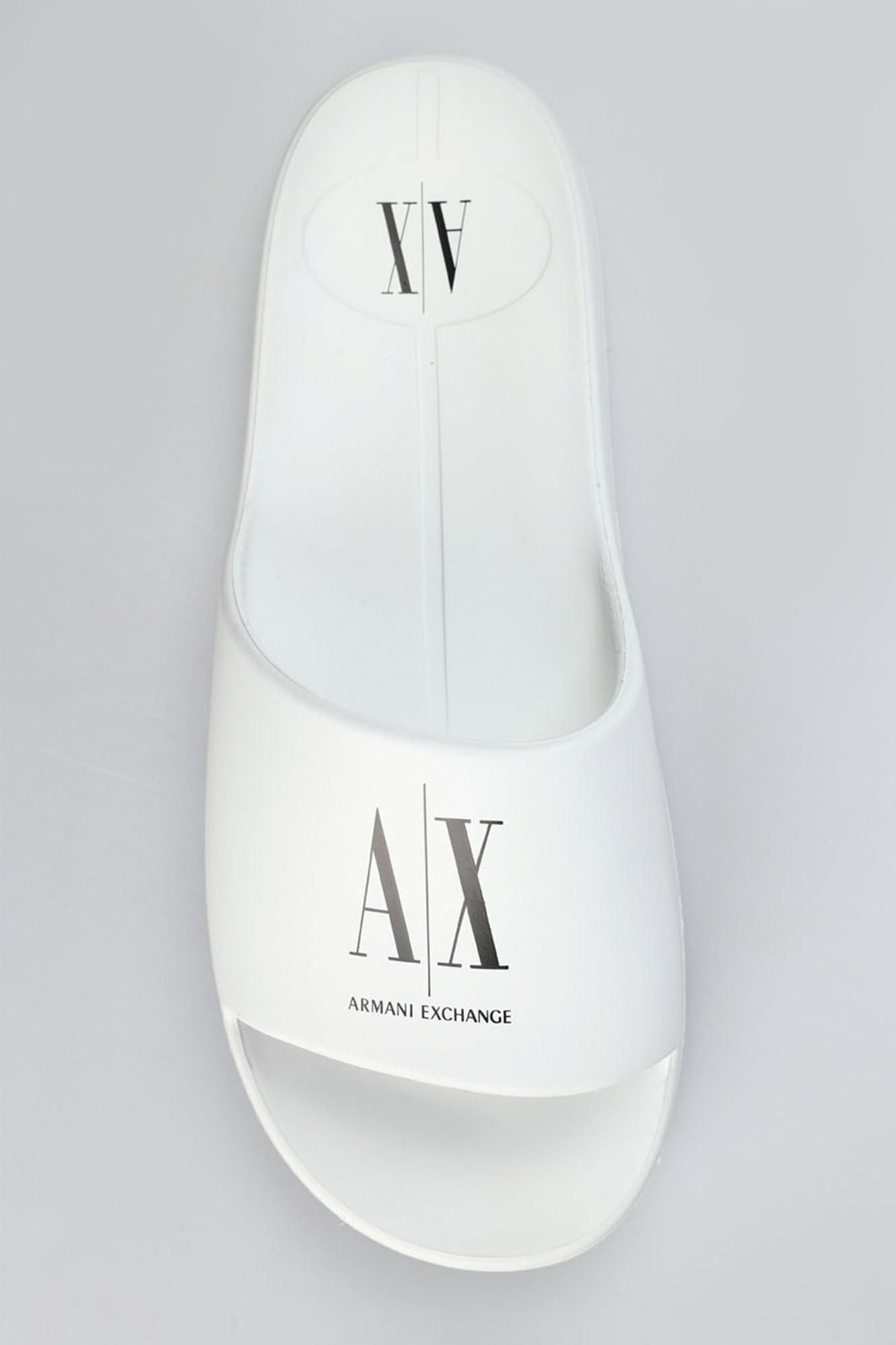 XUP012_XV675 Шлепанцы Armani Exchange Белый