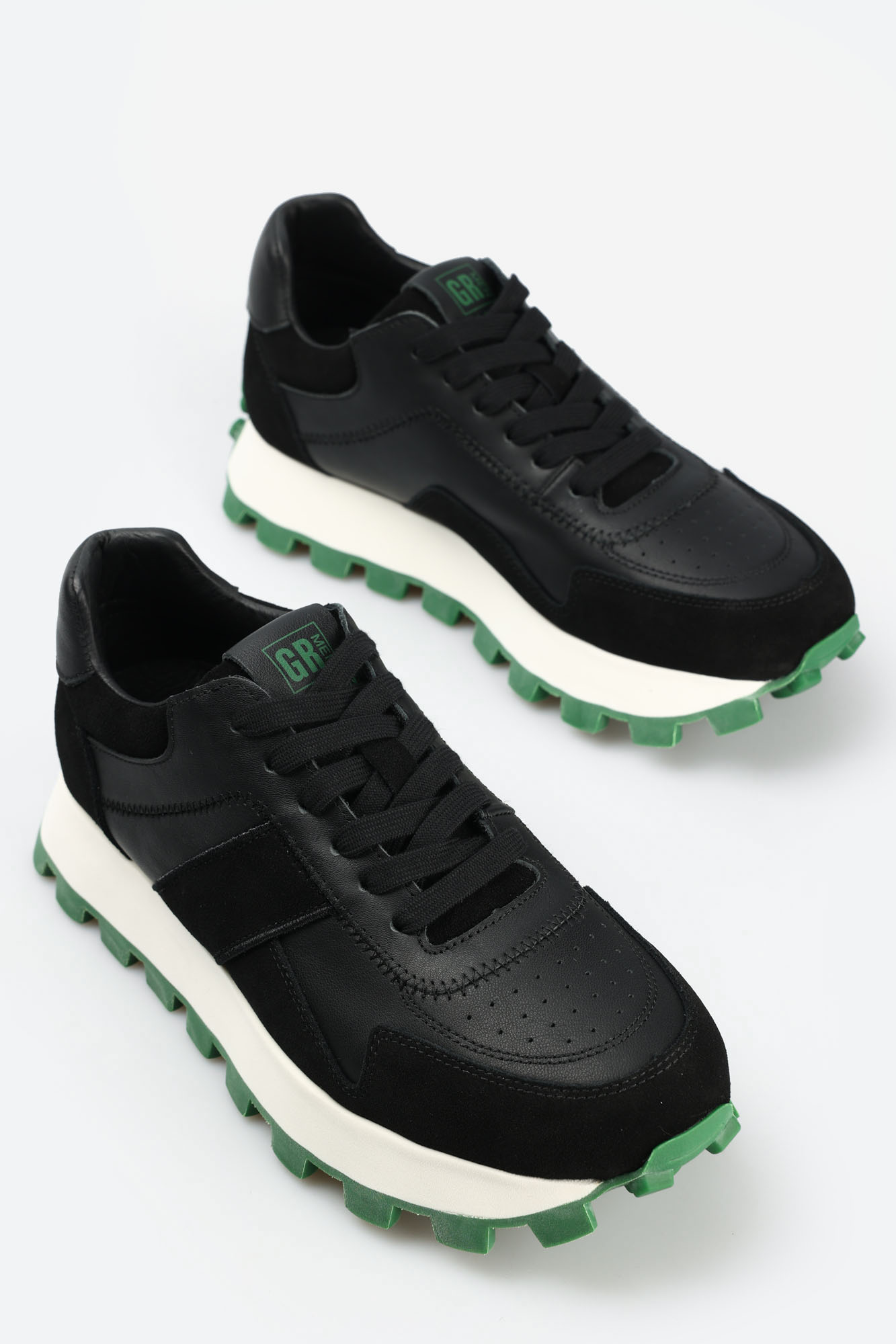 GAM-53-1 Кроссовки Graciana Черный