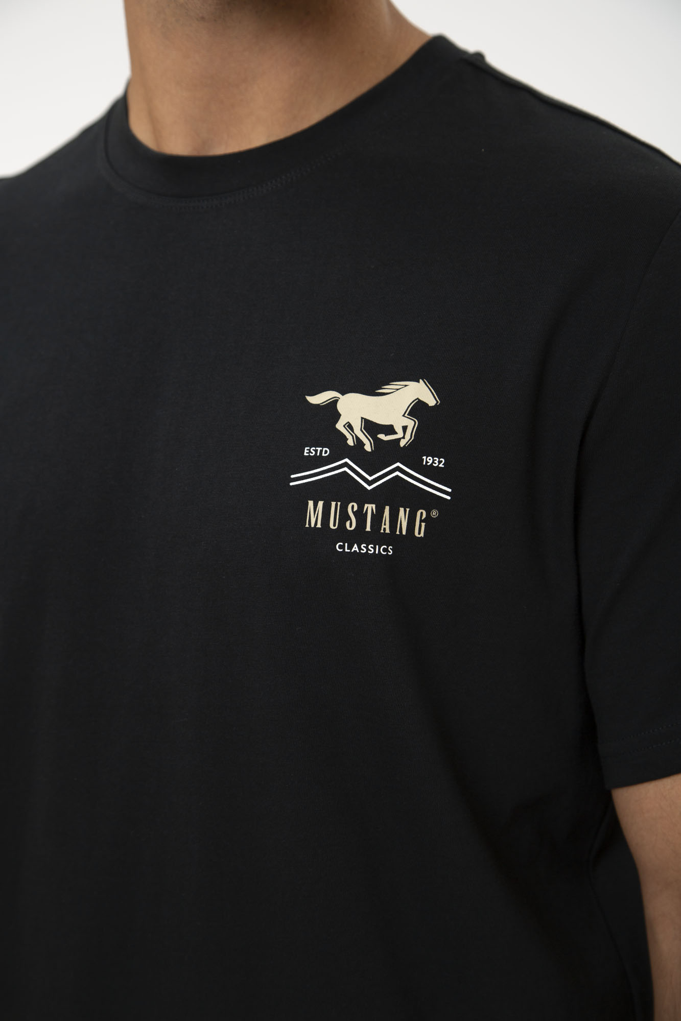 Футболка Mustang Черный