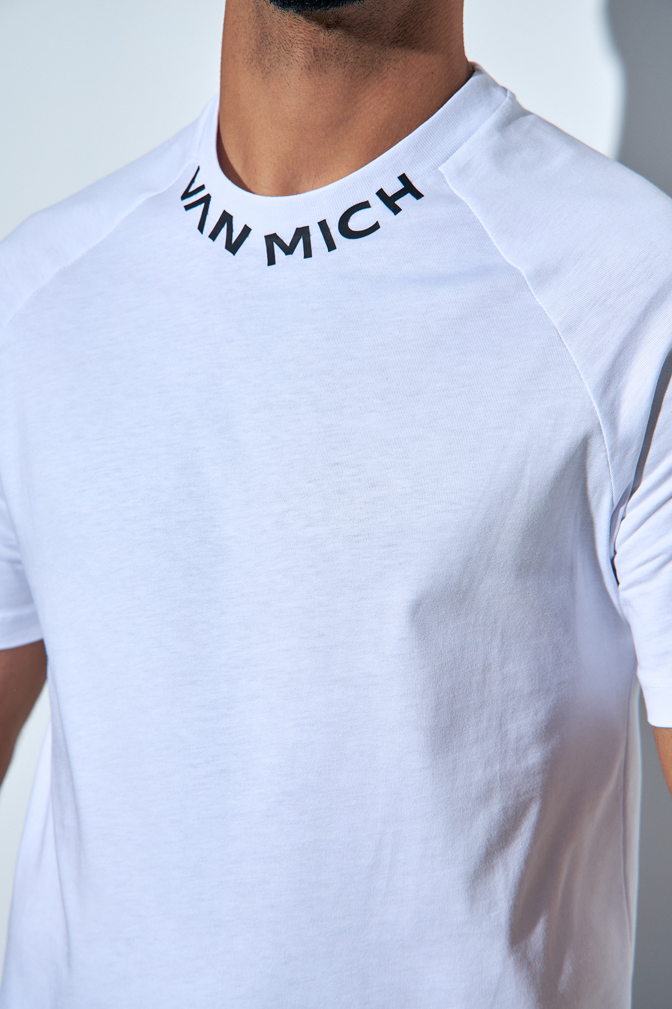 VM-231-22-052 Футболка Van Mich Белый