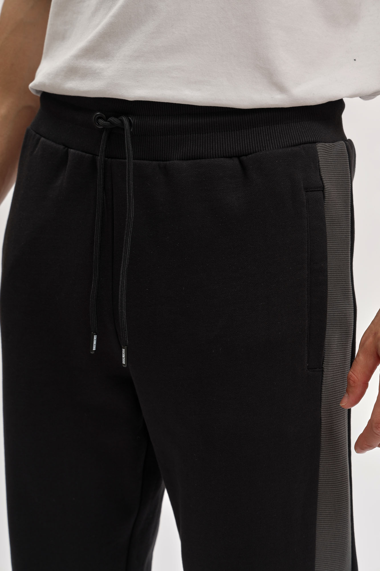 BMF1109 Брюки спортивные Bikkembergs Черный