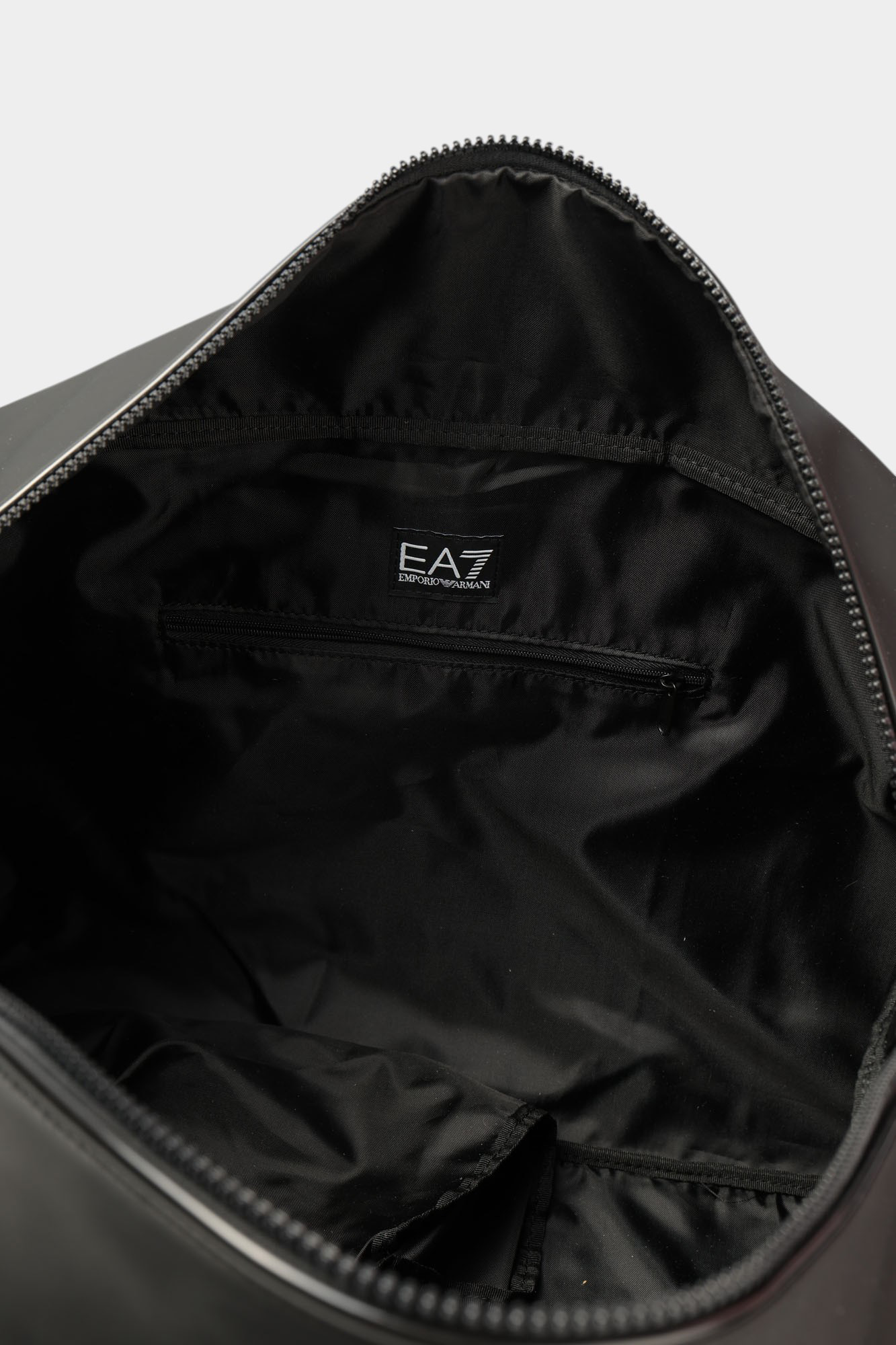 7X000288_AF13811 Сумка спортивная EA7 Черный