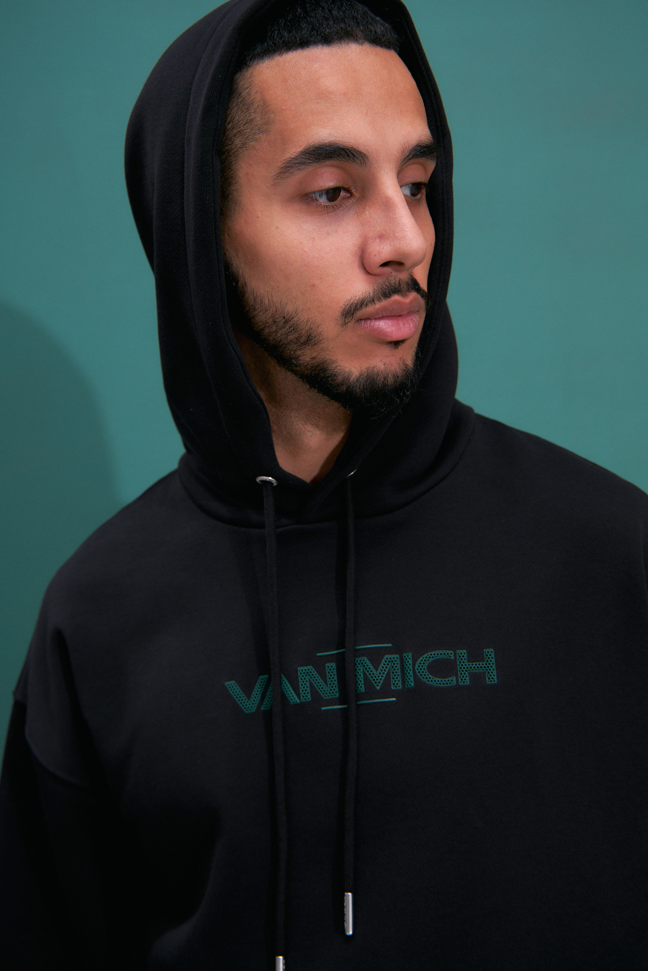 VM-232-20-335 Худи Van Mich Черный