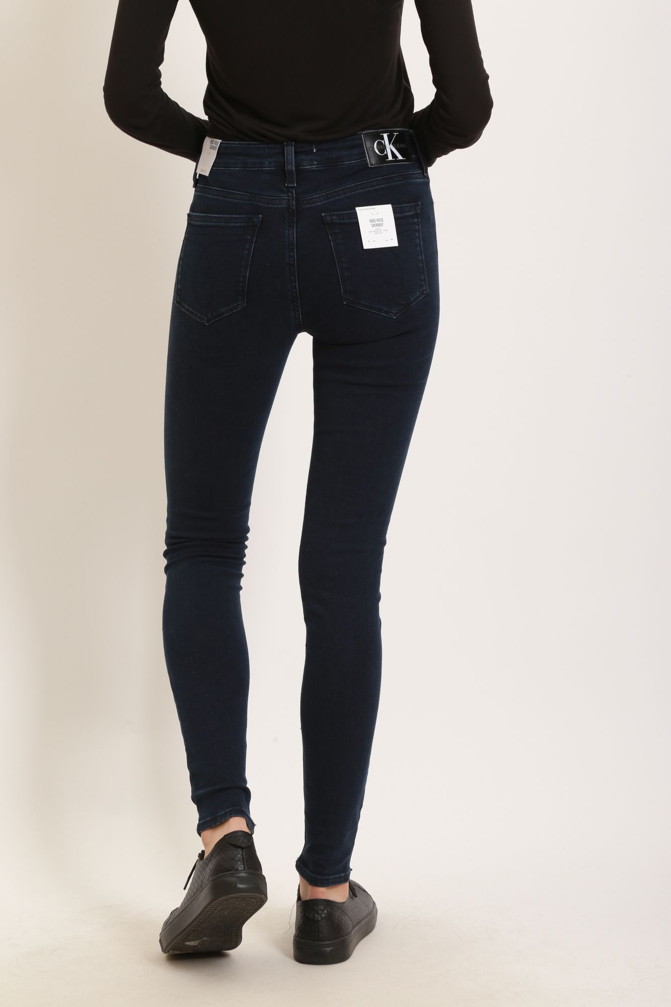 J20J216500 джинсы mid rise skinny calvin klein jeans 