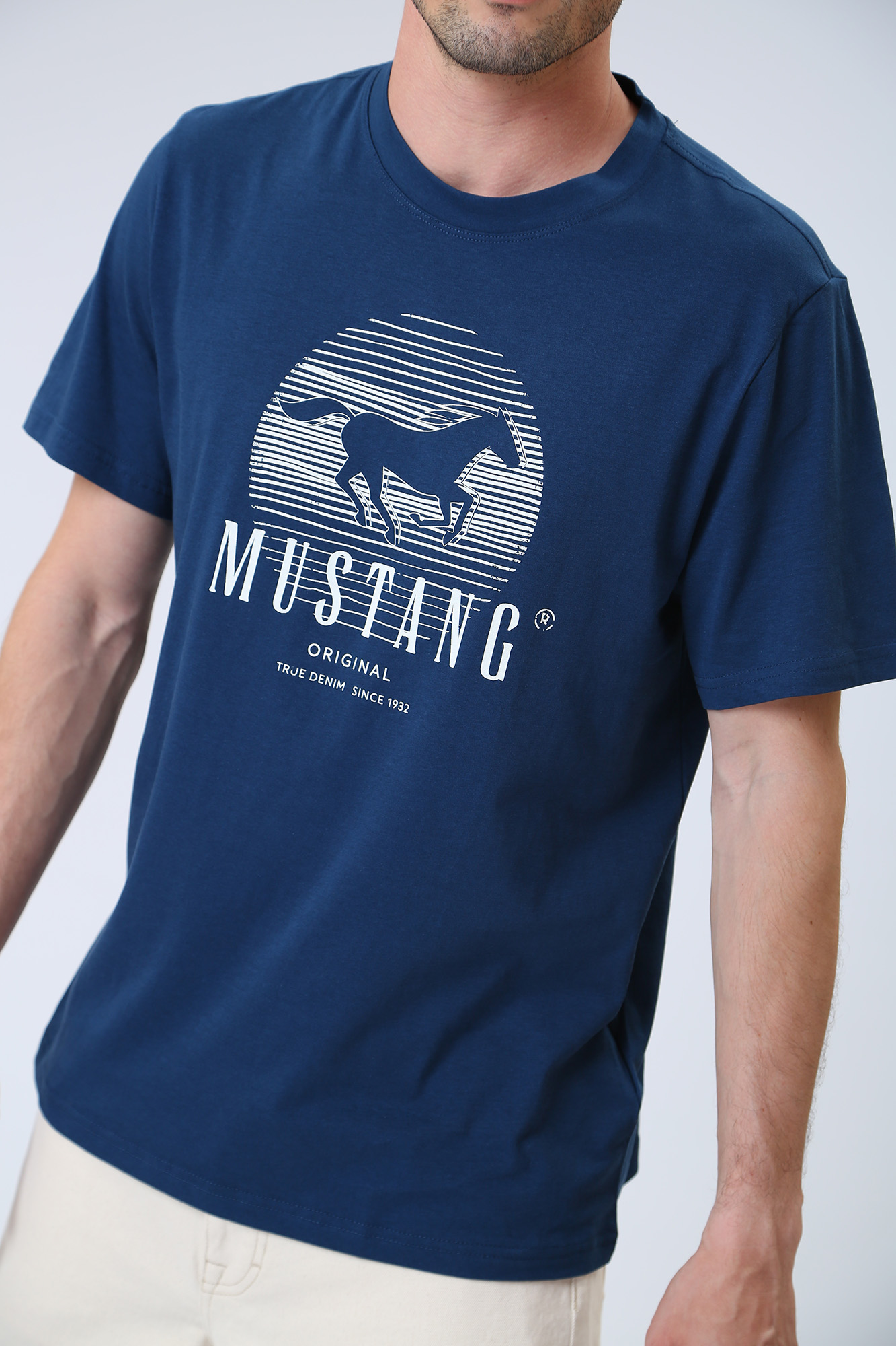 1013803 Футболка Mustang Синий