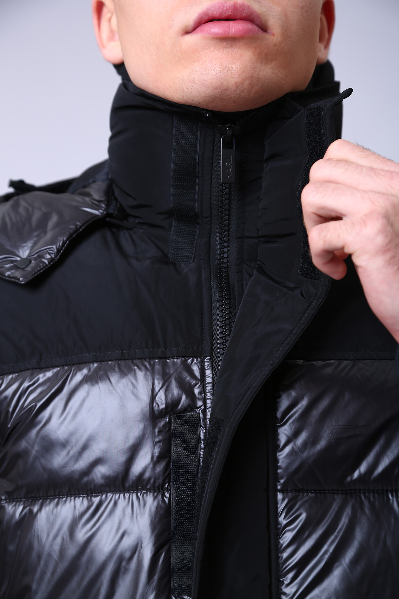 524503_505006 Куртка пуховая Karl Lagerfeld Черный