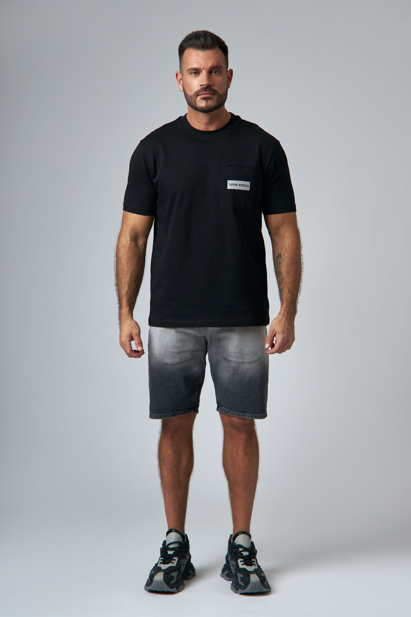 VM-ERK-22-408 Футболка Van Mich Черный