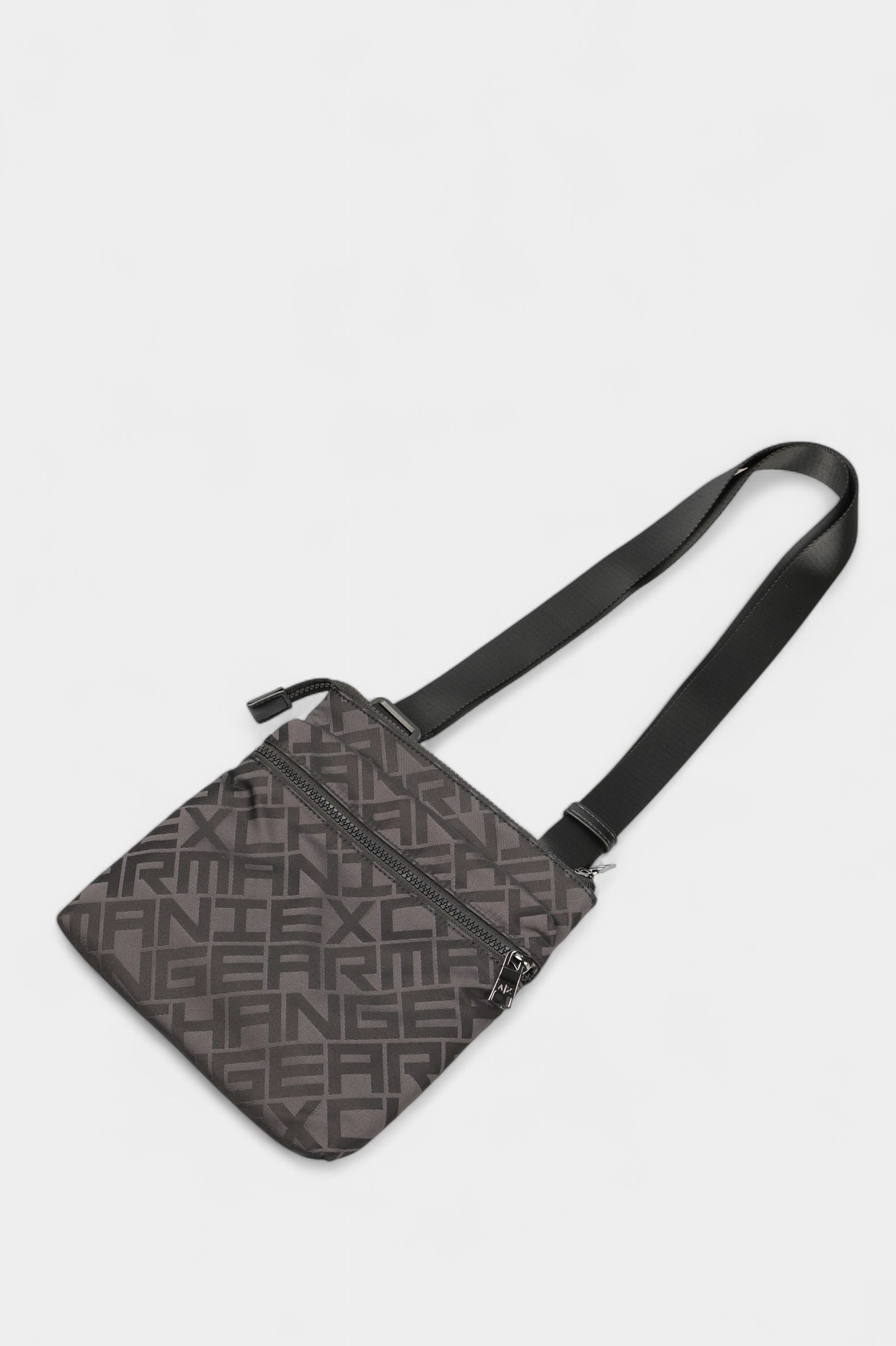 XM000854_AF13926 Сумка Armani Exchange Черный