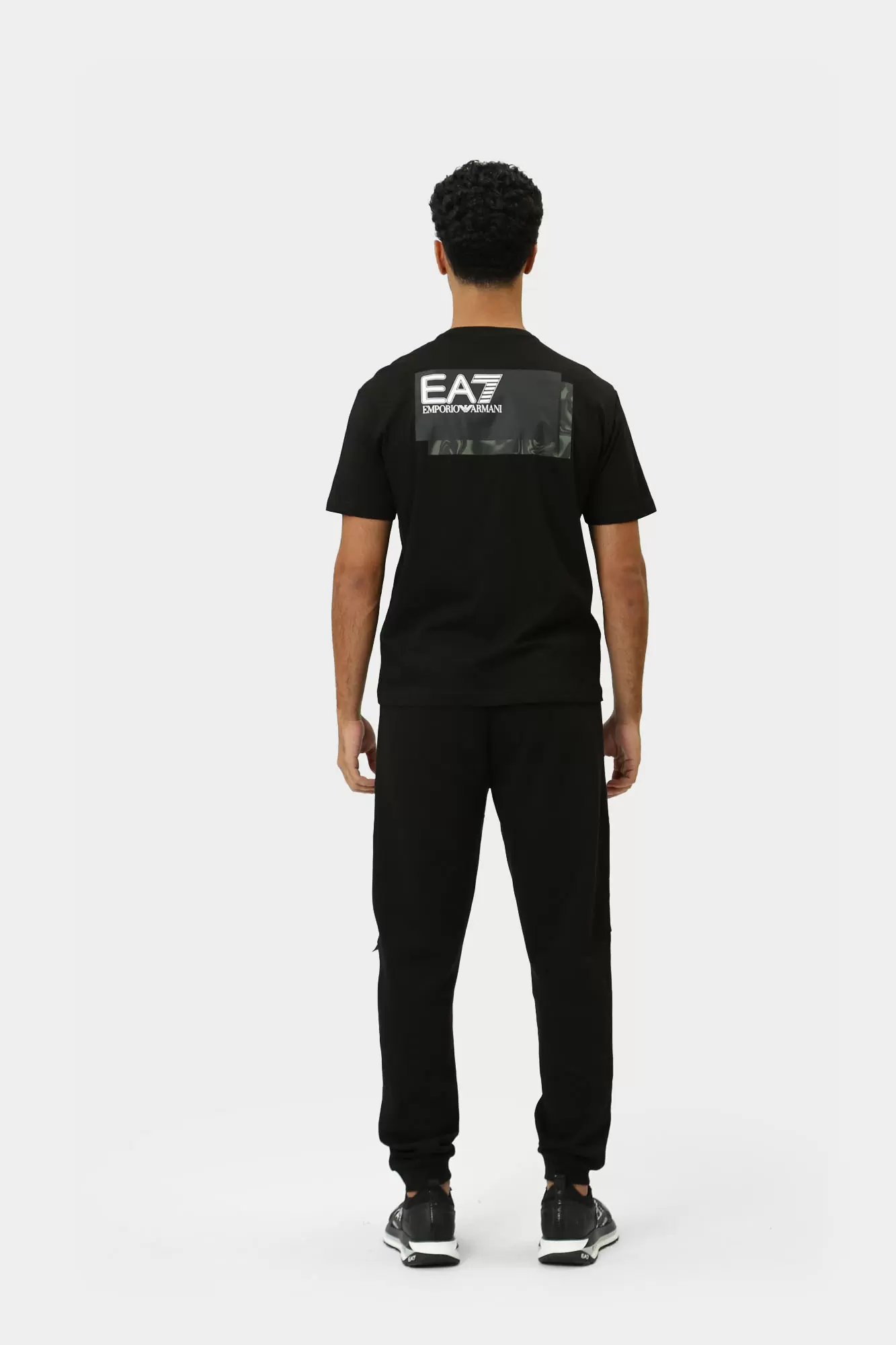 6DPT02_PJVPZ_1200 Футболка EA7 Черный