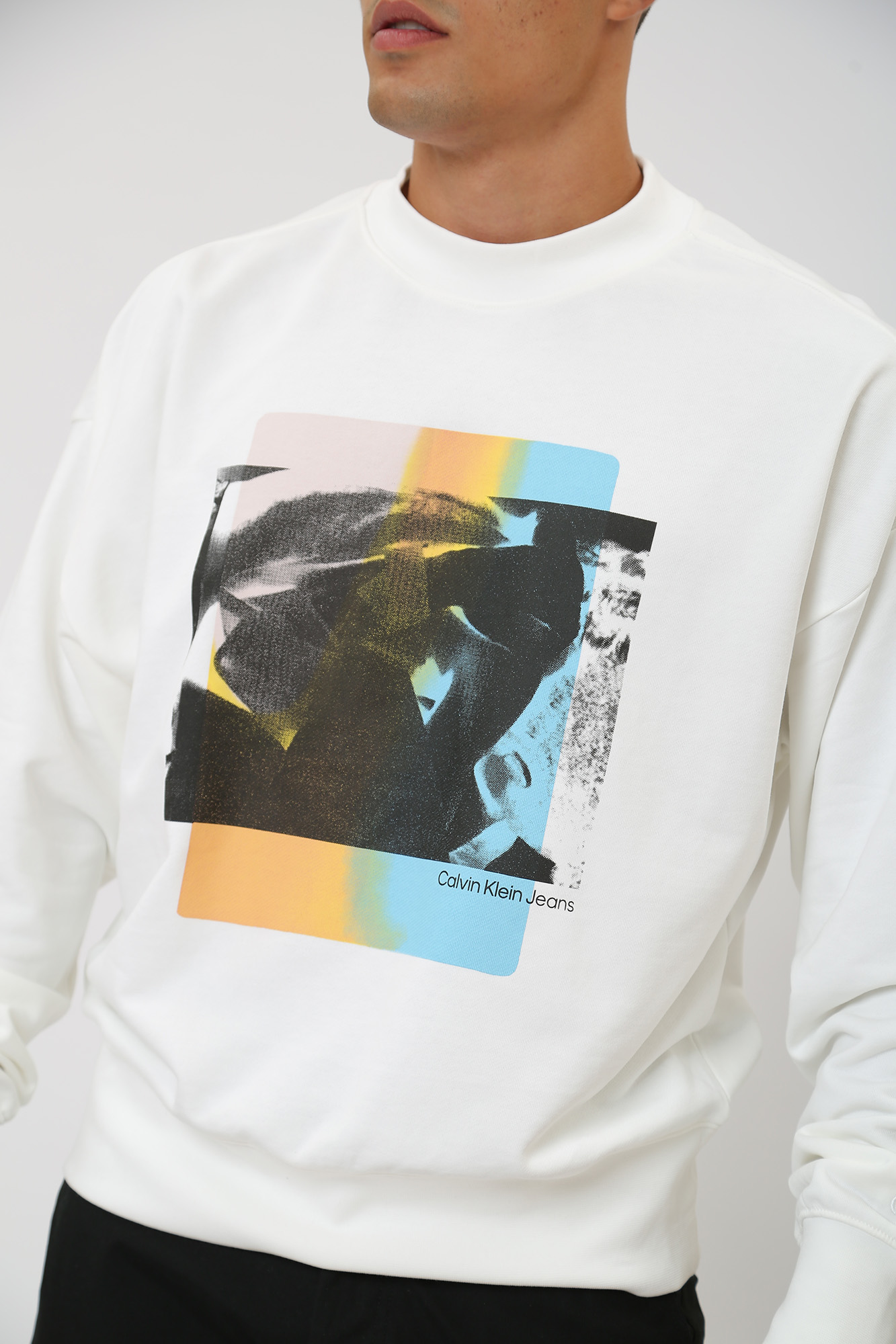 J30J323750 Свитшот Calvin Klein Jeans  Calvin Klein Jeans Белый