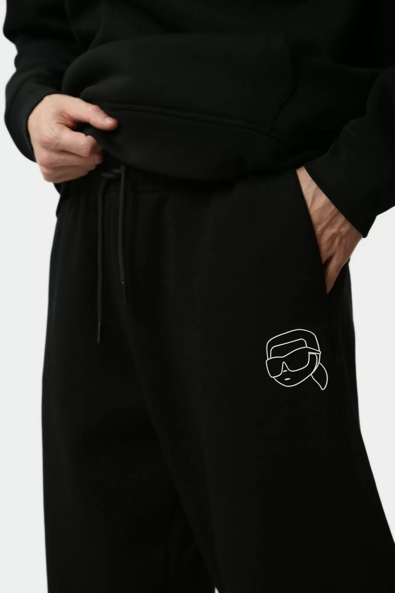 544908_705443 Брюки спортивные Karl Lagerfeld Черный