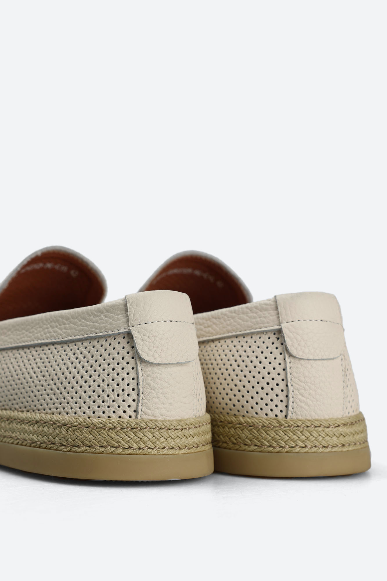 CRR44_06582BB-66 Лоферы Marc Cony Бежевый