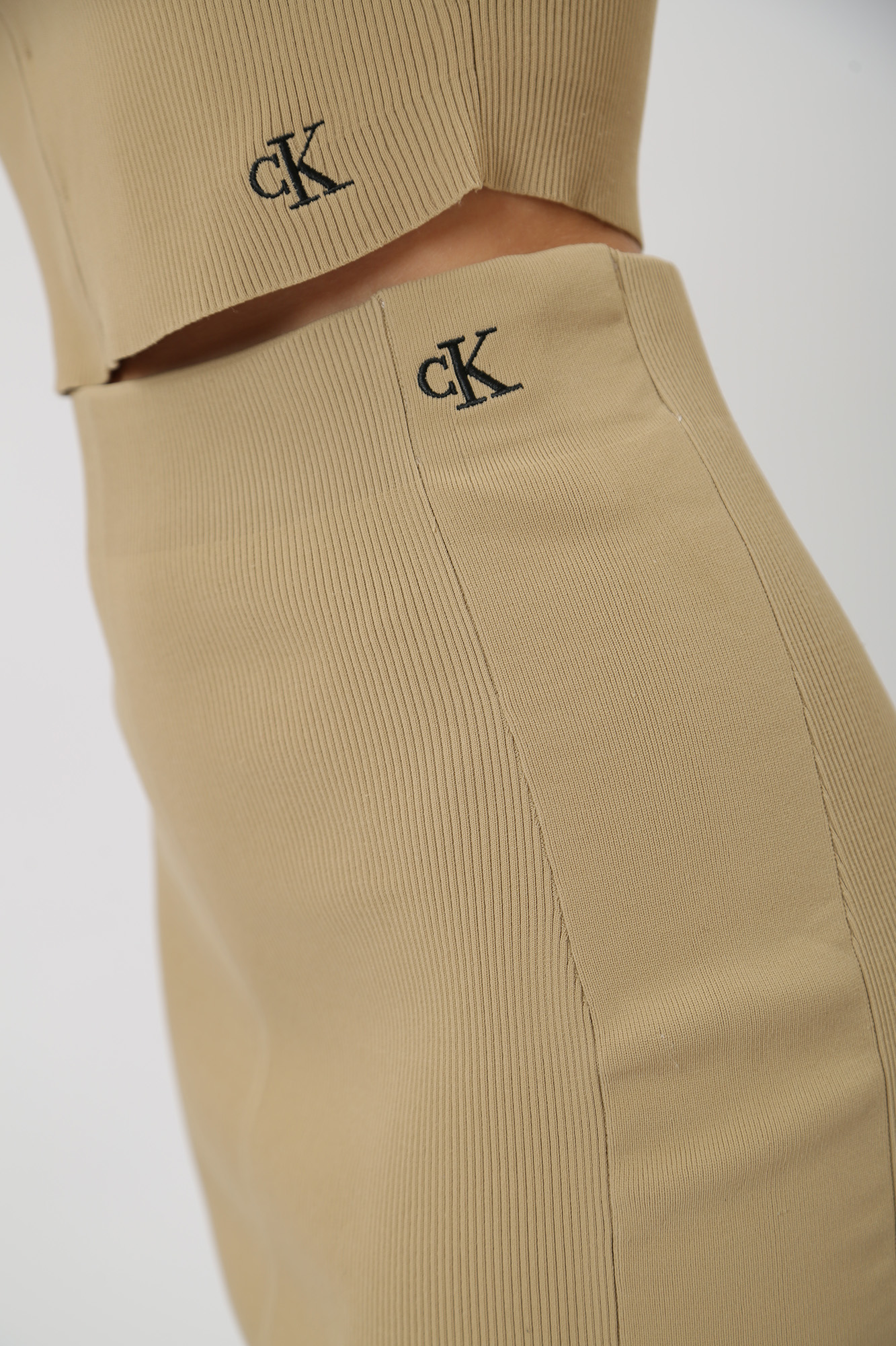 J20J221437 юбка calvin klein jeans  calvin klein jeans 
