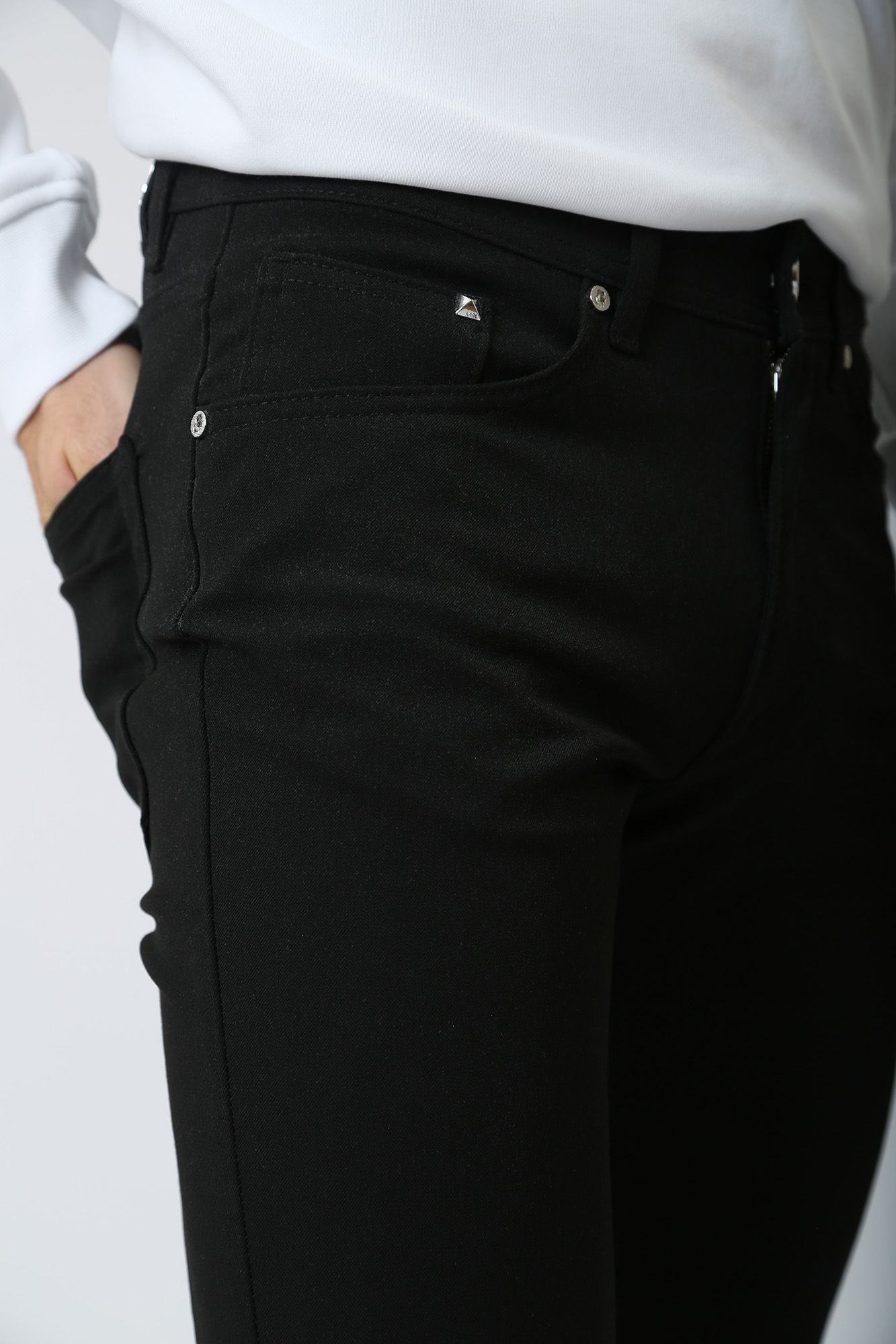 524815_265840 Джинсы Karl Lagerfeld Черный