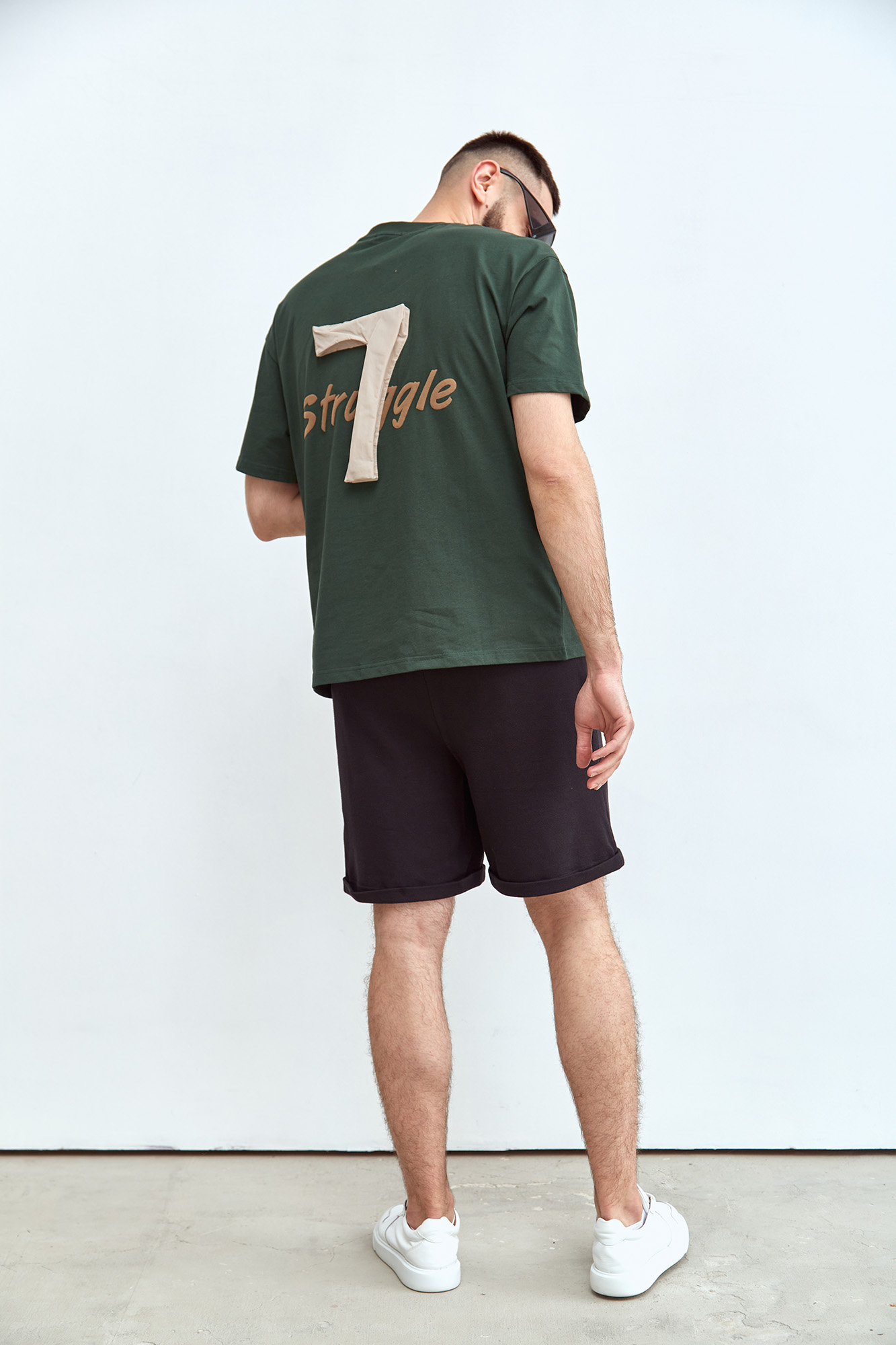 M-231-THT-56-3543 Шорты The Hills Черный