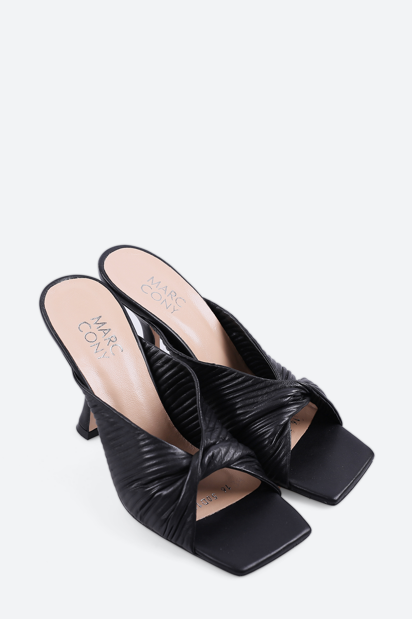 16-50D10 Мюли Marc Cony Черный