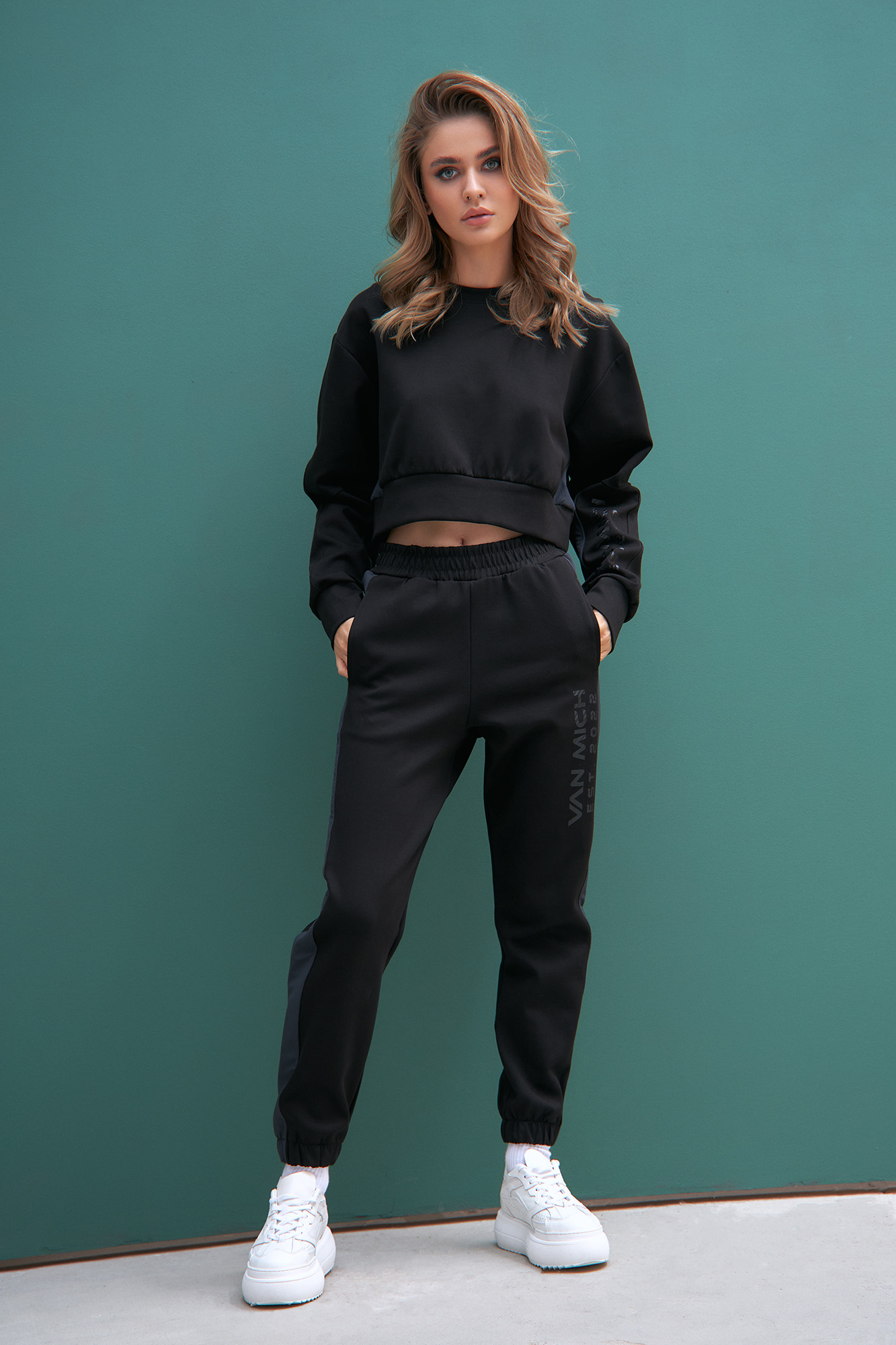 VW-232-20-122 свитшот van mich