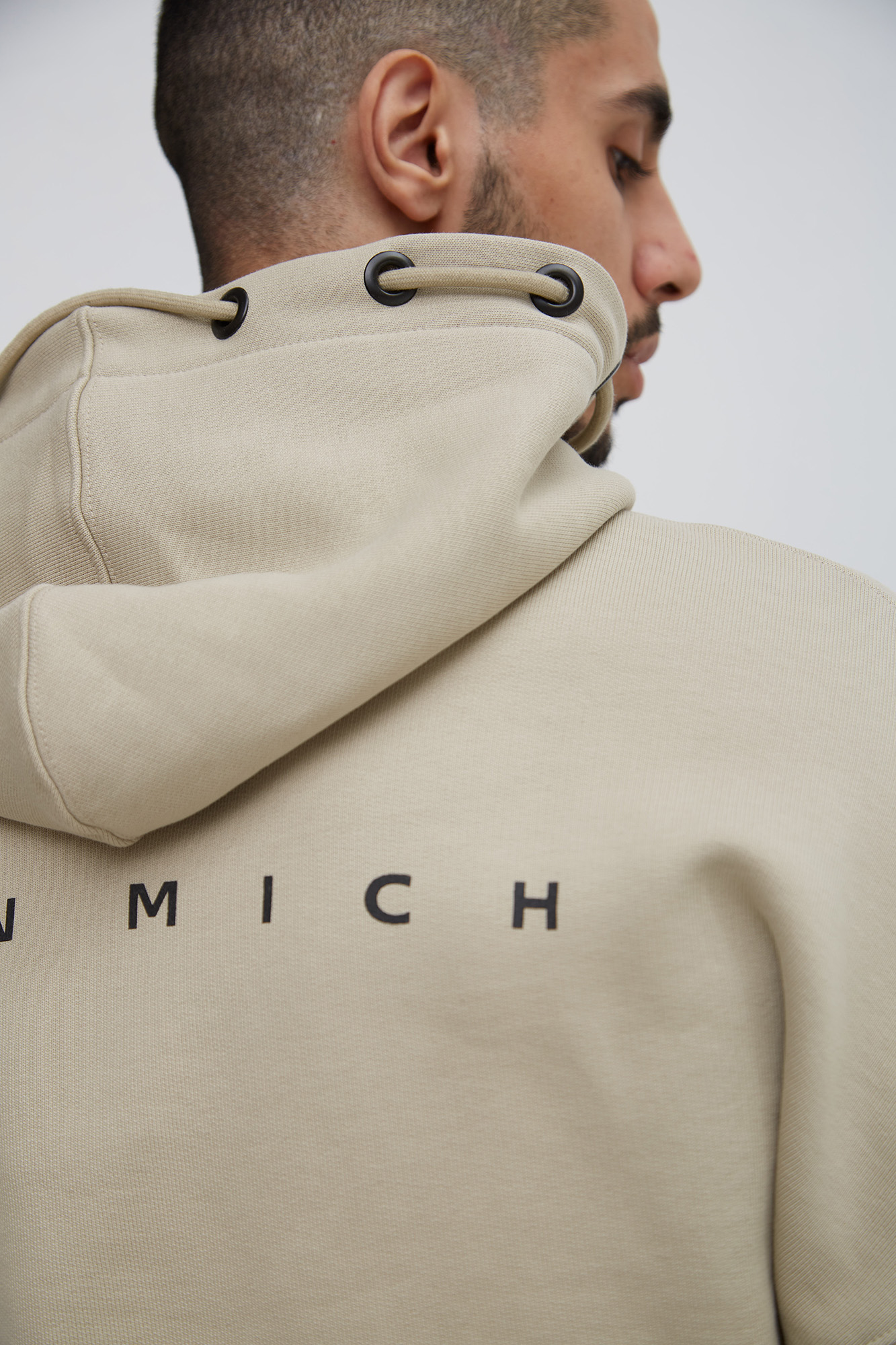 VM-231-22-035 Худи Van Mich Бежевый