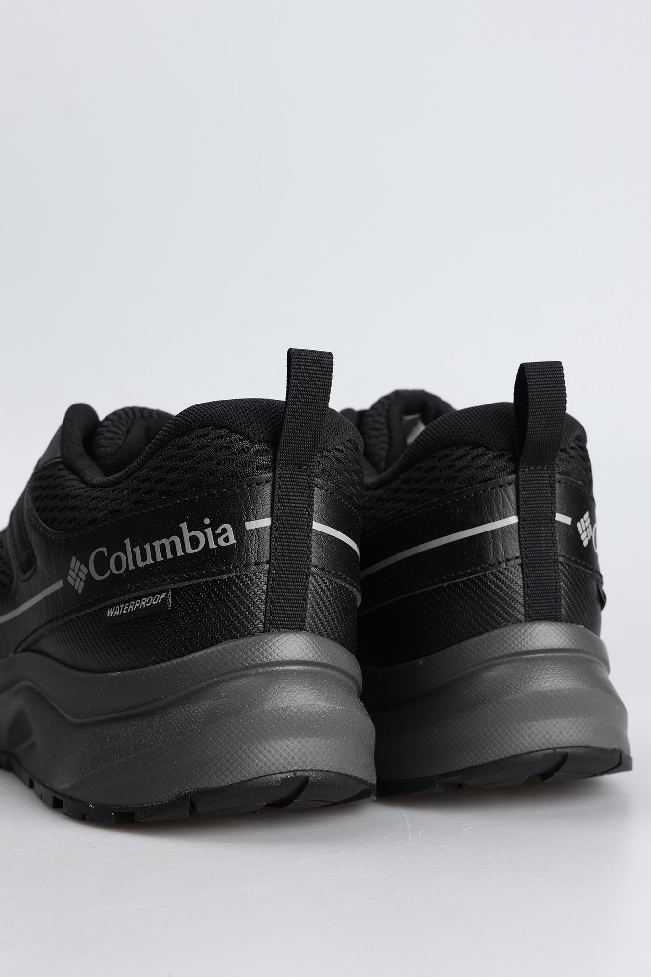 1987061 Кроссовки Columbia Черный