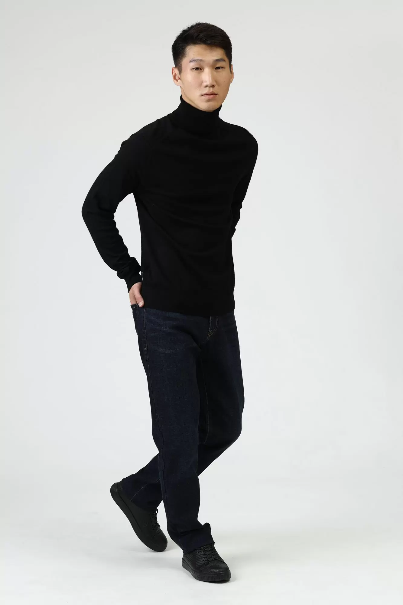 8NZM3C_ZM8AZ Водолазка Armani Exchange Черный