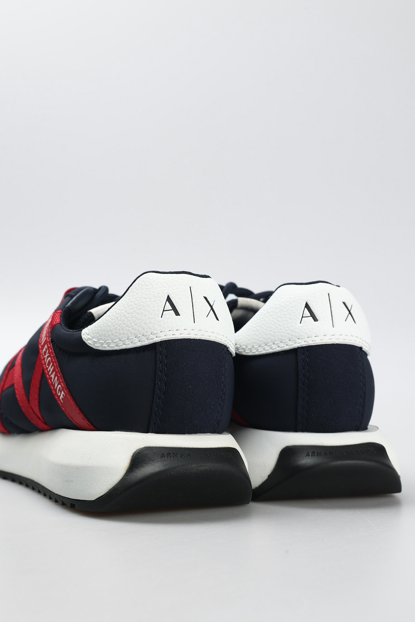 XUX150_XV608 Кроссовки Armani Exchange Синий