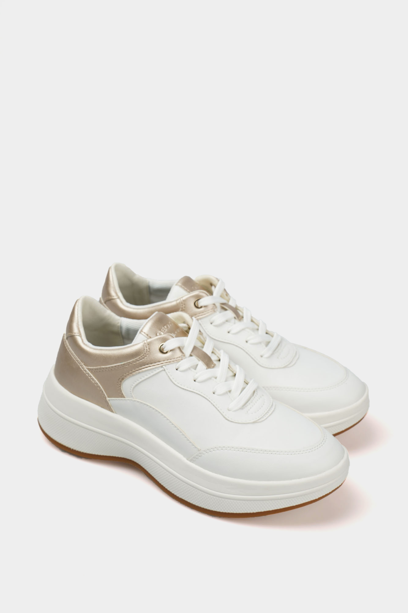 D46WTB054AJC Кроссовки Geox Белый