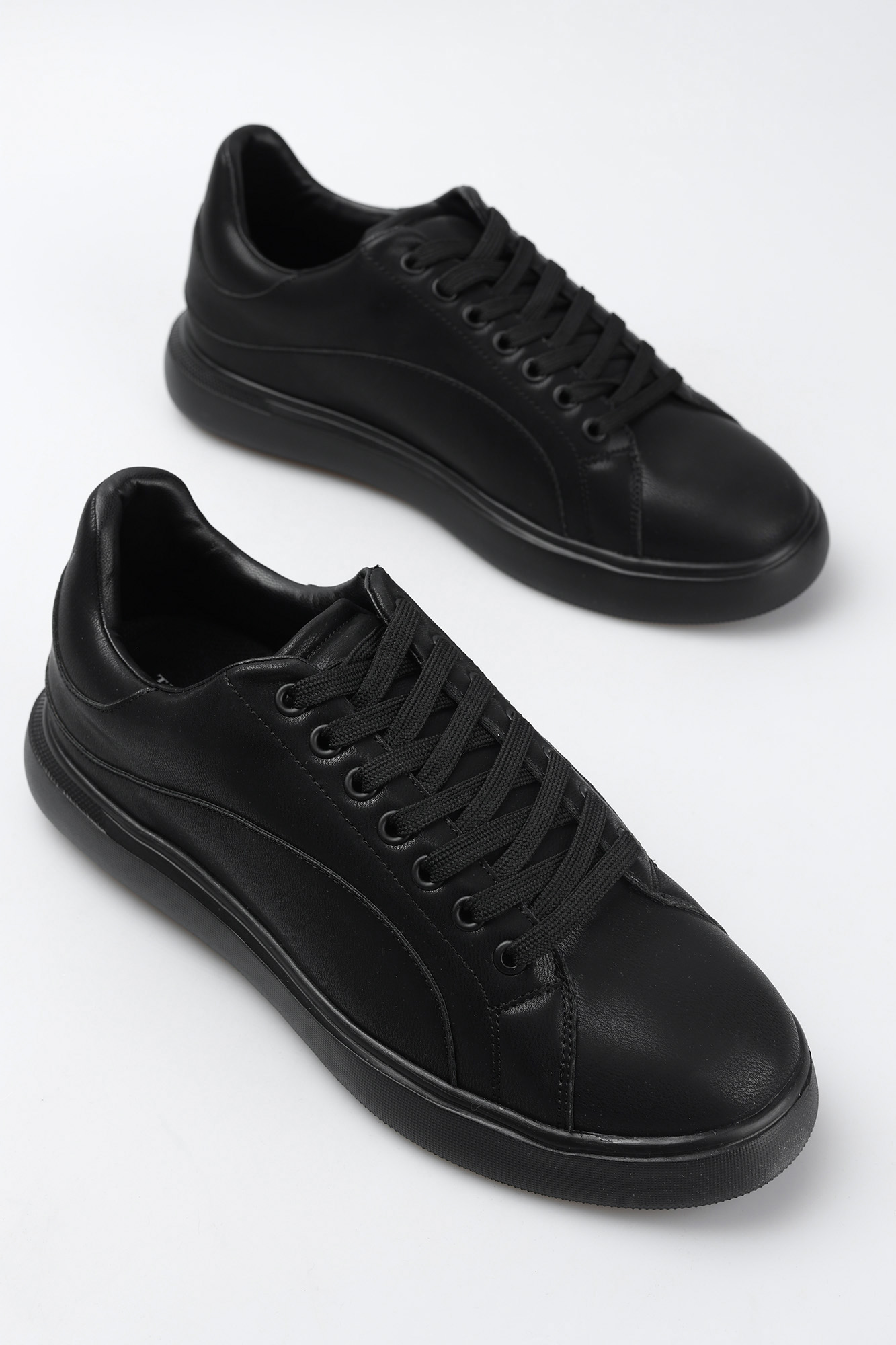 79A00912-9Y099998 Кеды Trussardi Черный