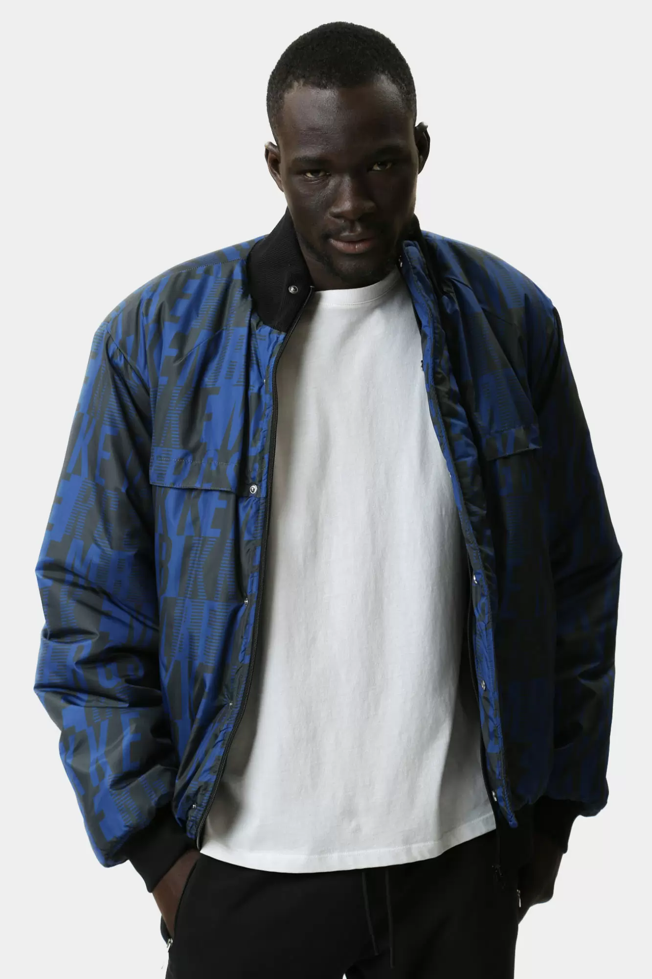 BMG0525 Ветровка Bikkembergs Синий