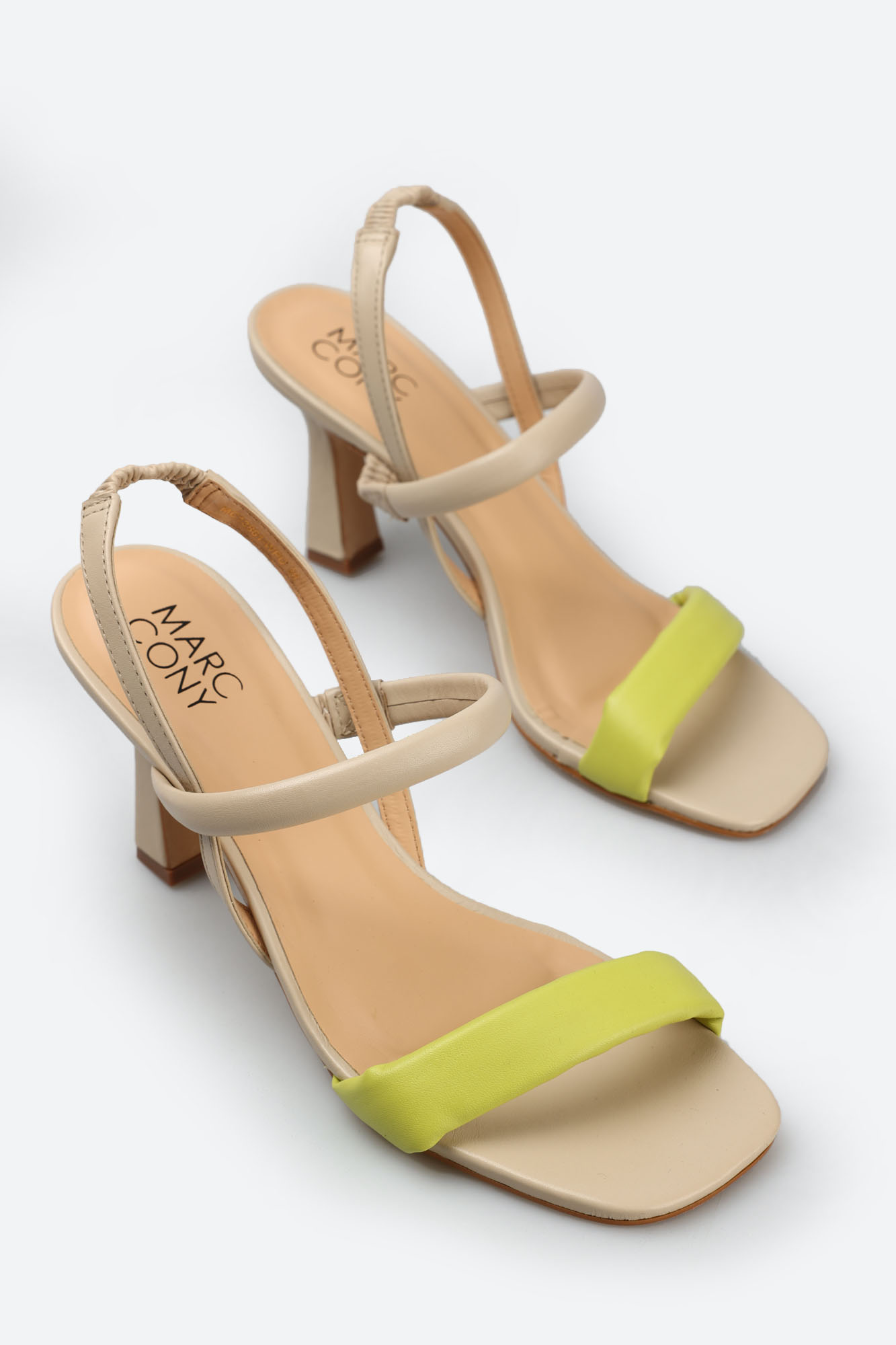 MC1386 Босоножки Marc Cony Бежевый