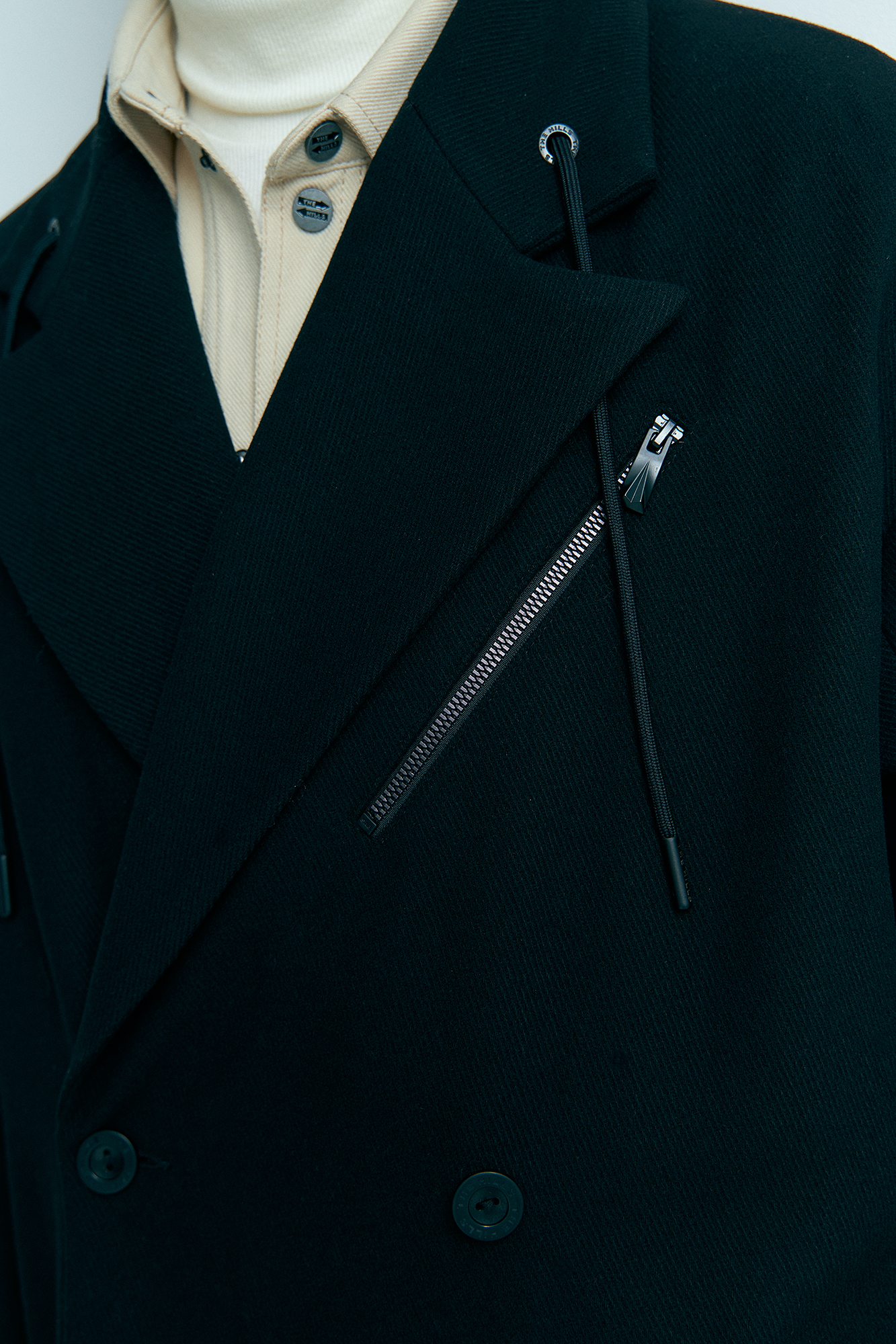 U-232-TH-56-0130 Пальто The Hills Черный