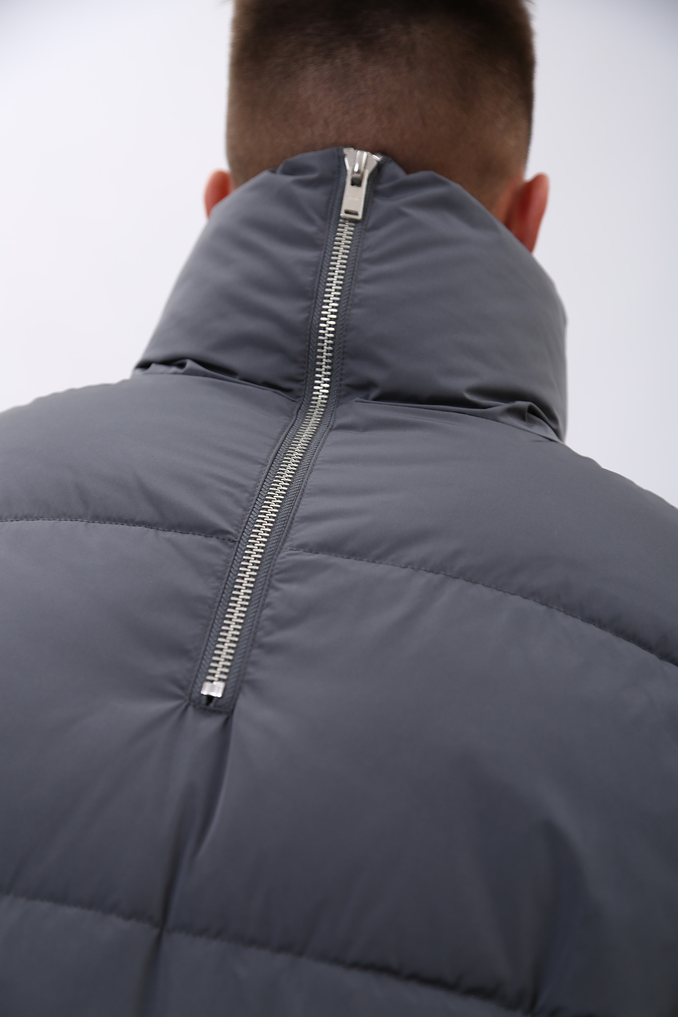 52S00741-1T004085 Куртка пуховая Trussardi Серый