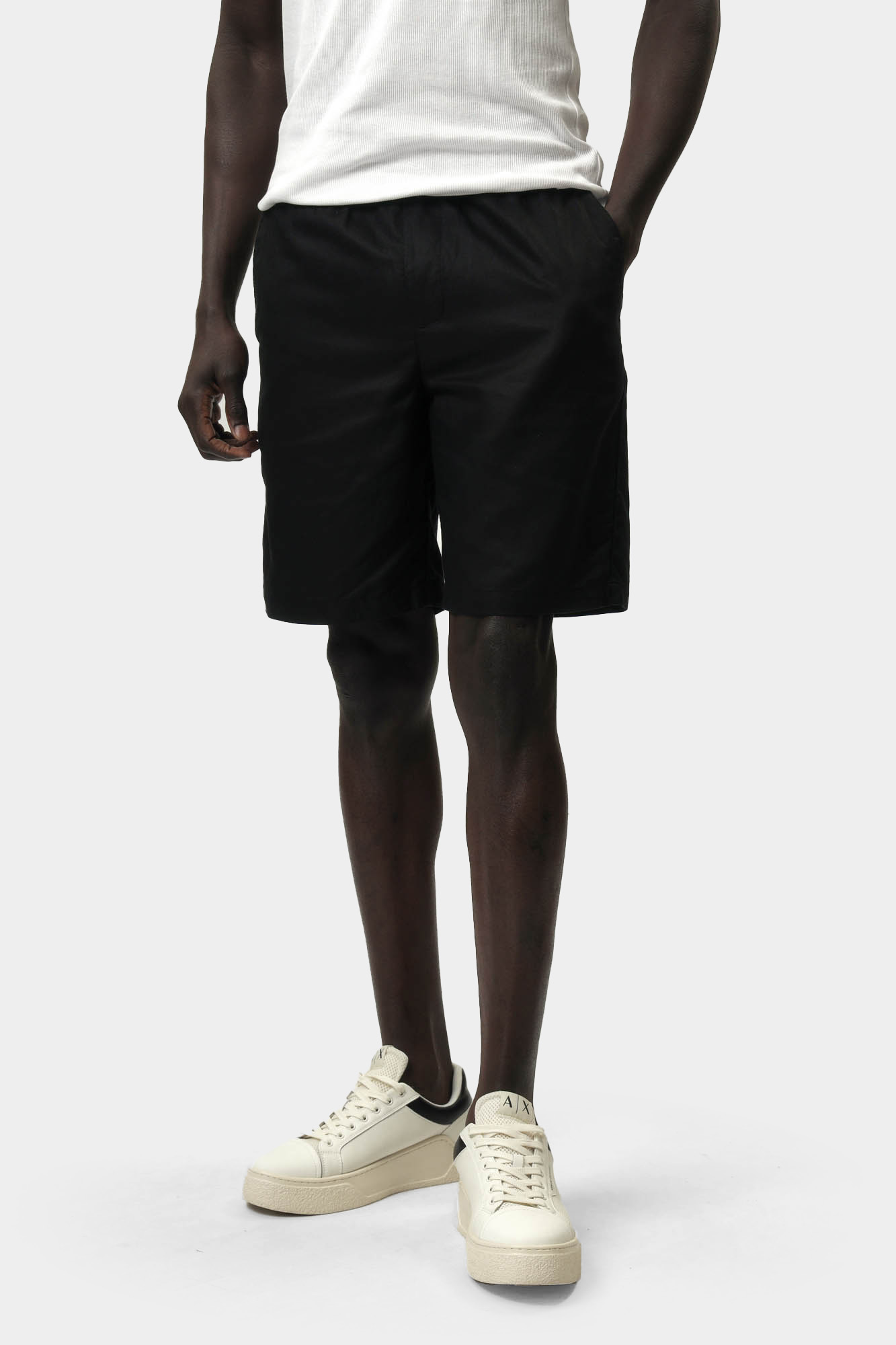 XM000656_AF13180 Шорты Armani Exchange Черный