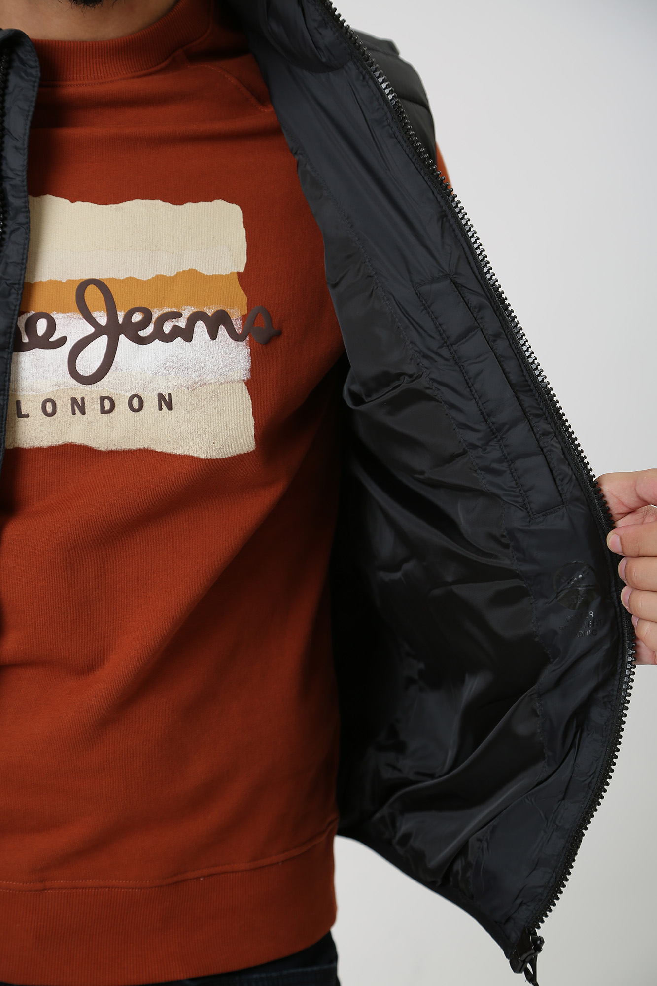 PM402862 Жилет утепленный Pepe Jeans Черный