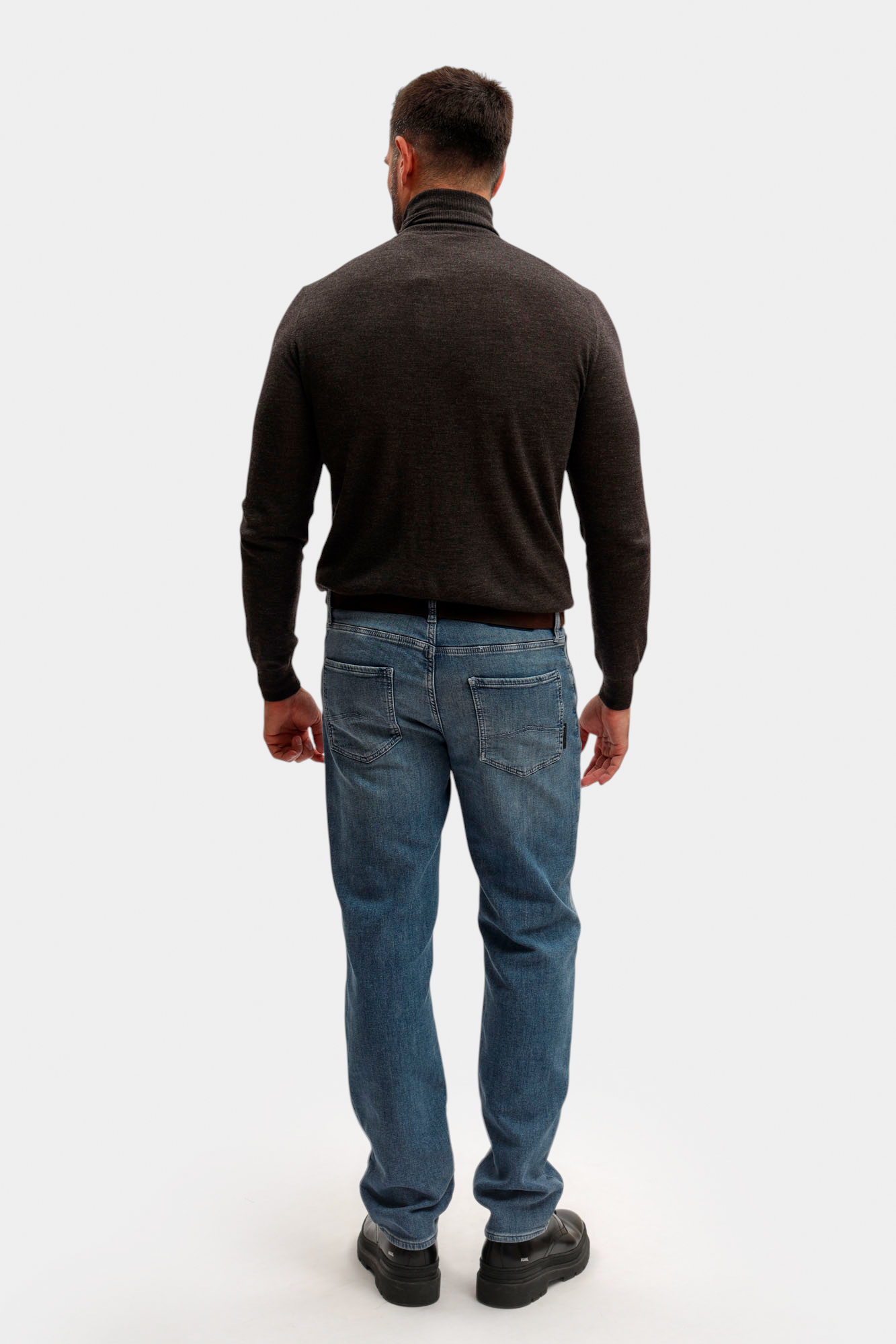 XM000049_AF14368 Джинсы Armani Exchange Голубой